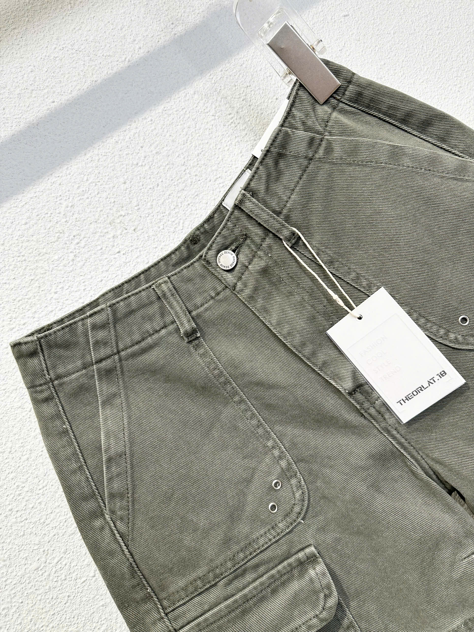 QUAN SHORT THEORLAT_thumbnail_10