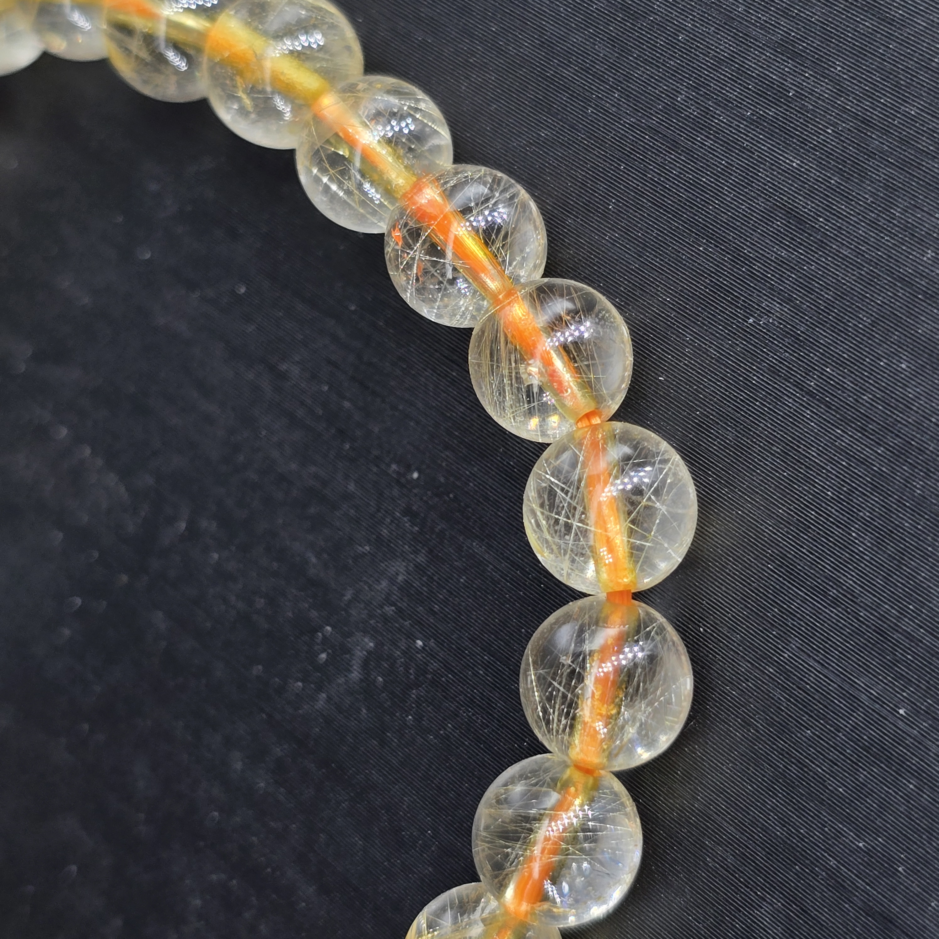 Vòng Đá Thạch Anh Tóc Vàng Golden Rutilated Quartz