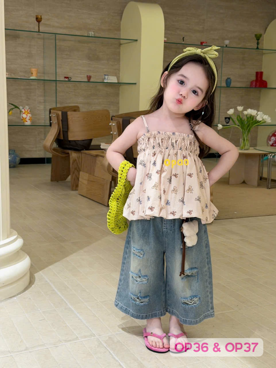 OP36 - Áo 2 dây thô họa tiết hoa nhỏ dáng xòe hãng Opao