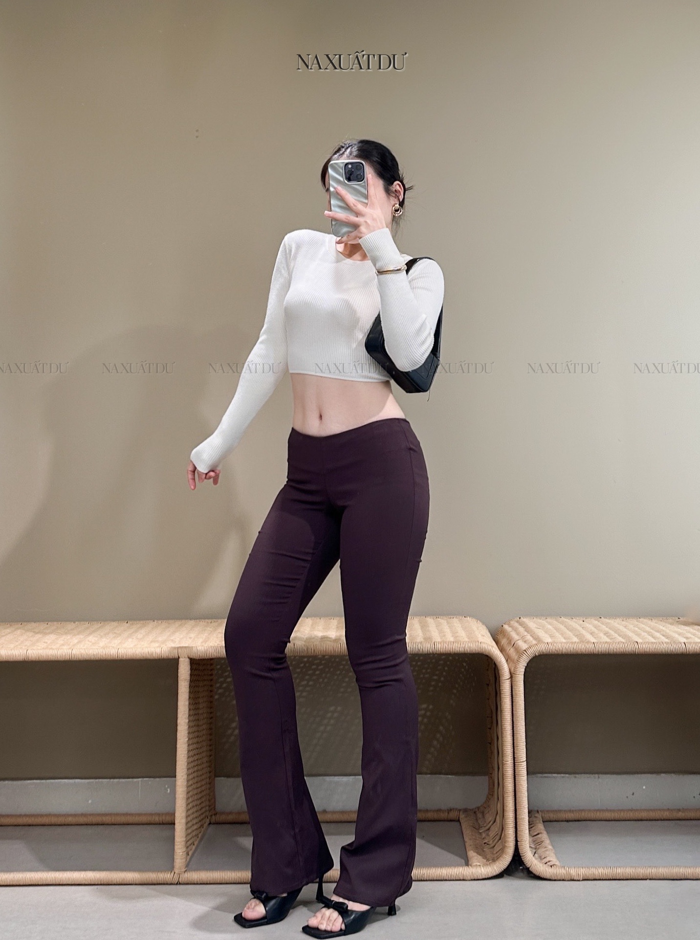 Quần loe " Kimchi Blue " Q446