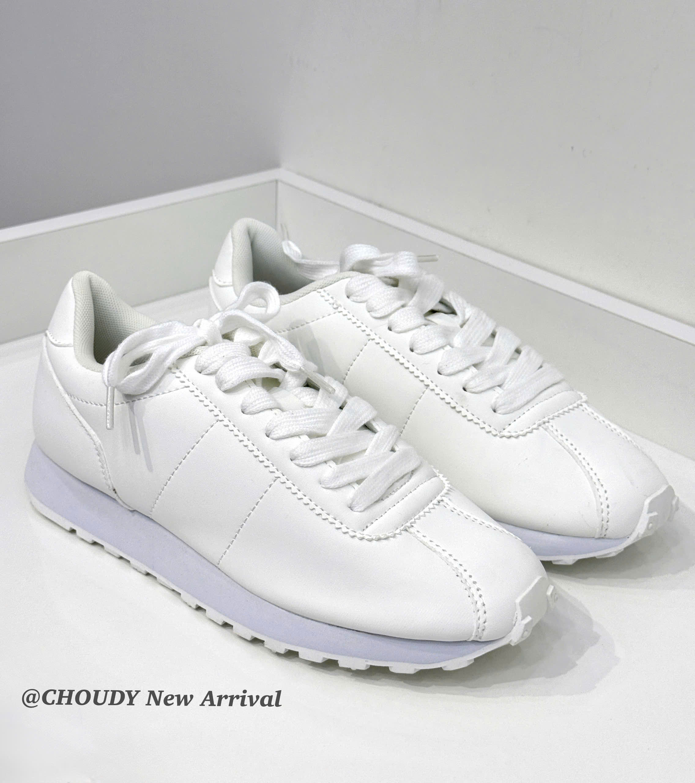 SALE G92 GIÀY TRẮNG