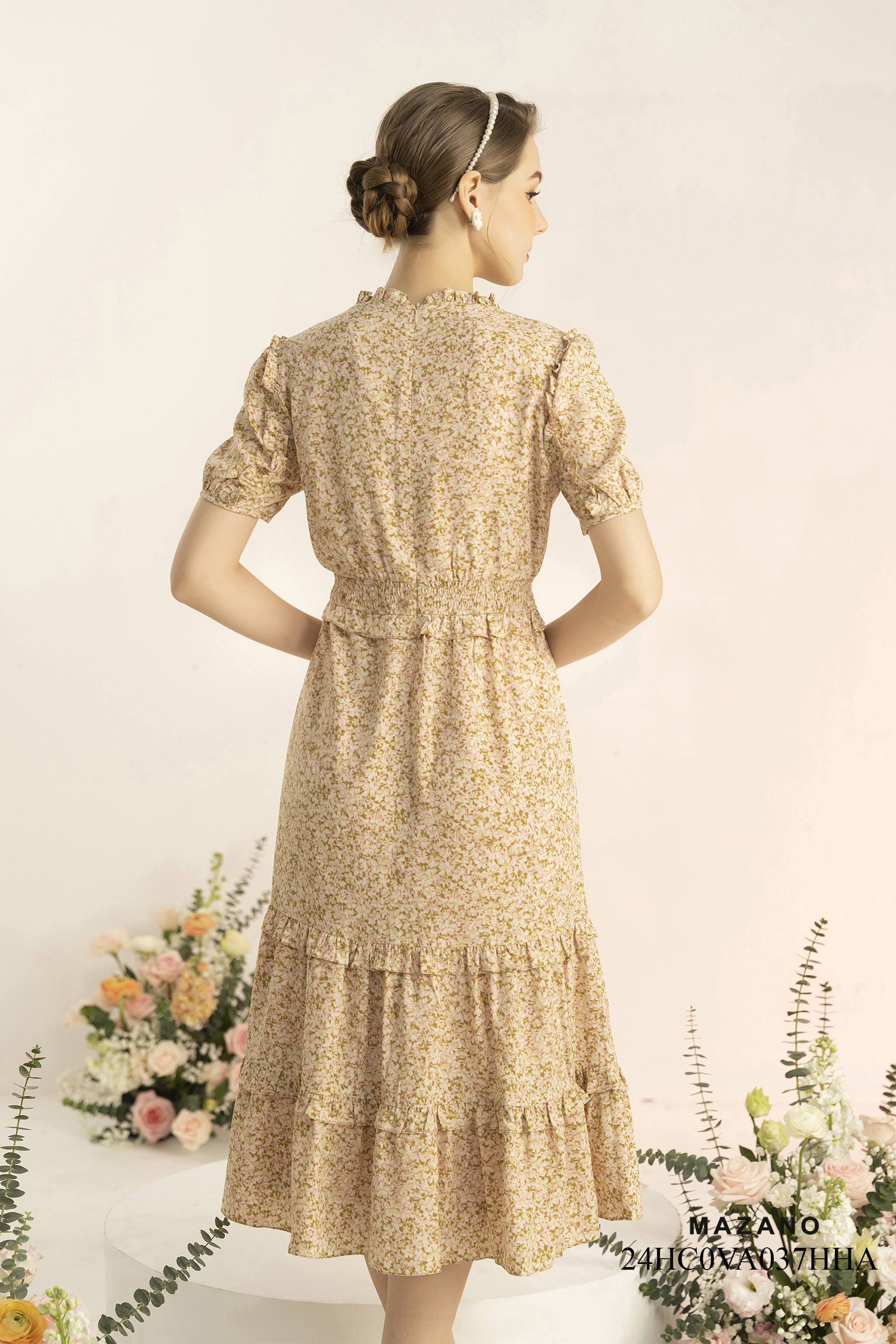 Đầm nâu nhạt hoa nhí pastel chun eo phối bèo tầng_thumbnail_5