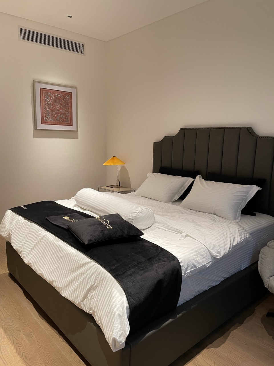 Cần cho thuê gấp căn 3 phòng ngủ , view đẹp thoáng mát nội thất y hình_thumbnail_4