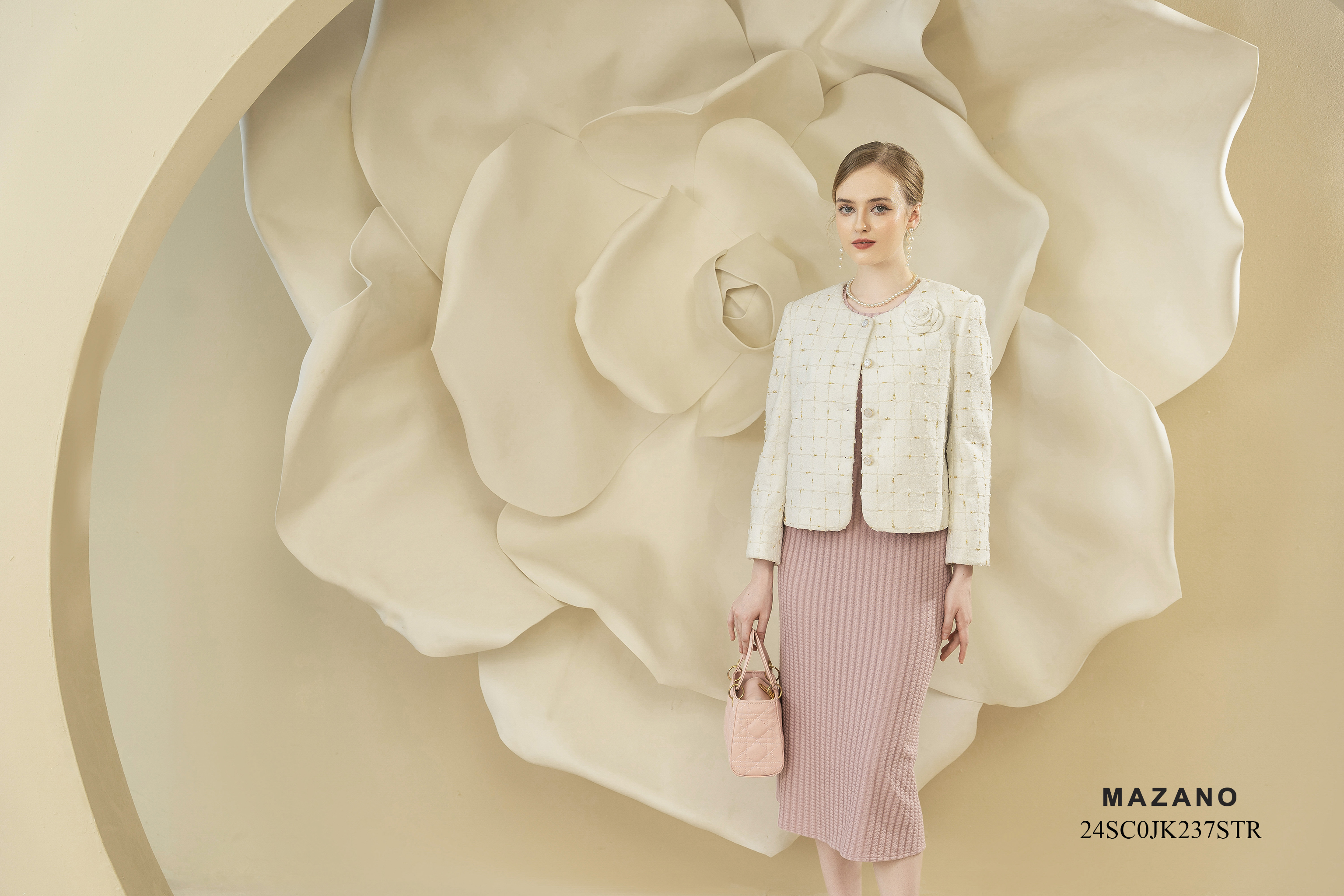 Áo khoác ngắn Suông Vải dạ tweed Họa tiết kẻ Đính hoa thủ công Dài dưới eo_thumbnail_4