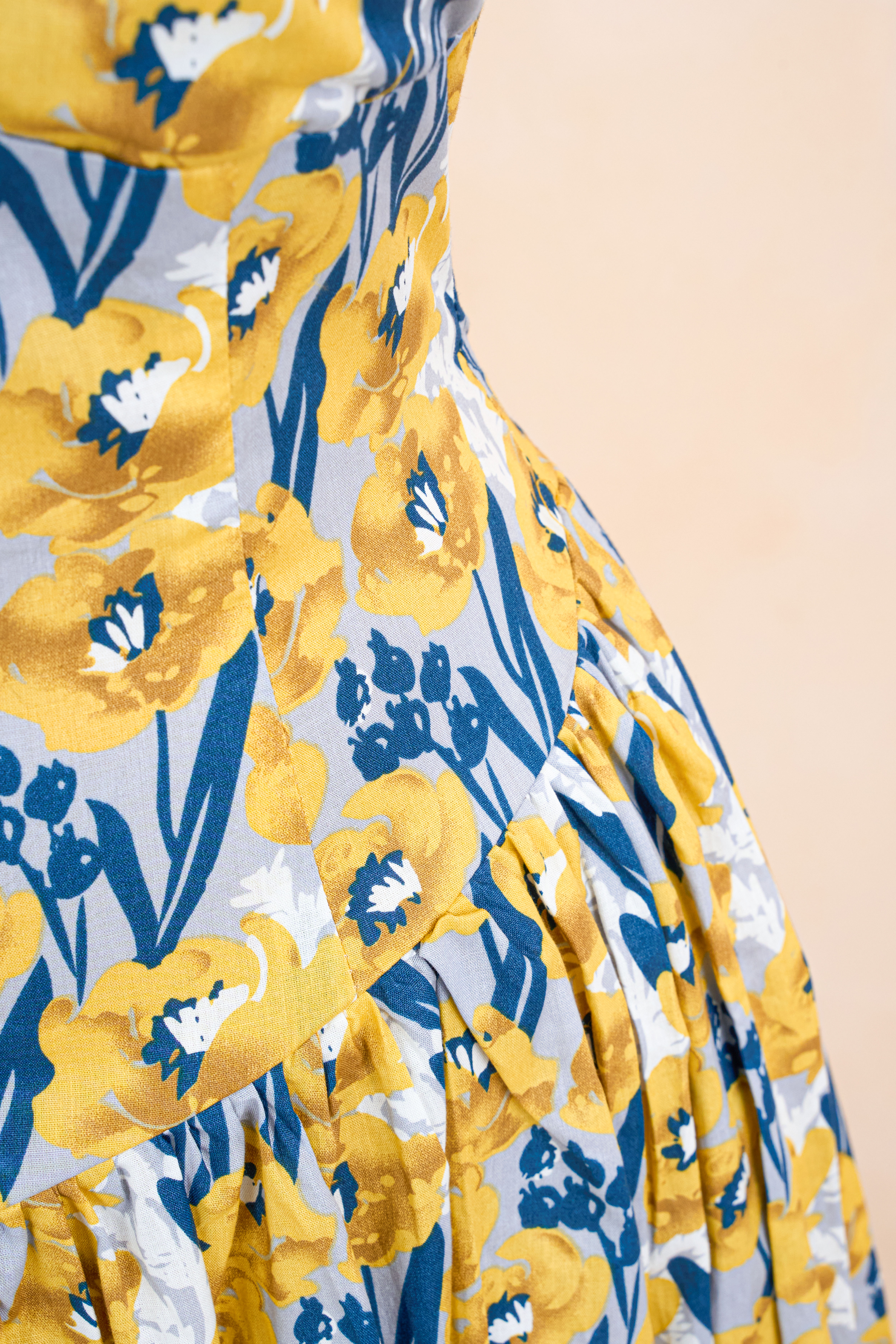 Đầm Hai Dây Hoa Lá Nhúm Ngực_thumbnail_12