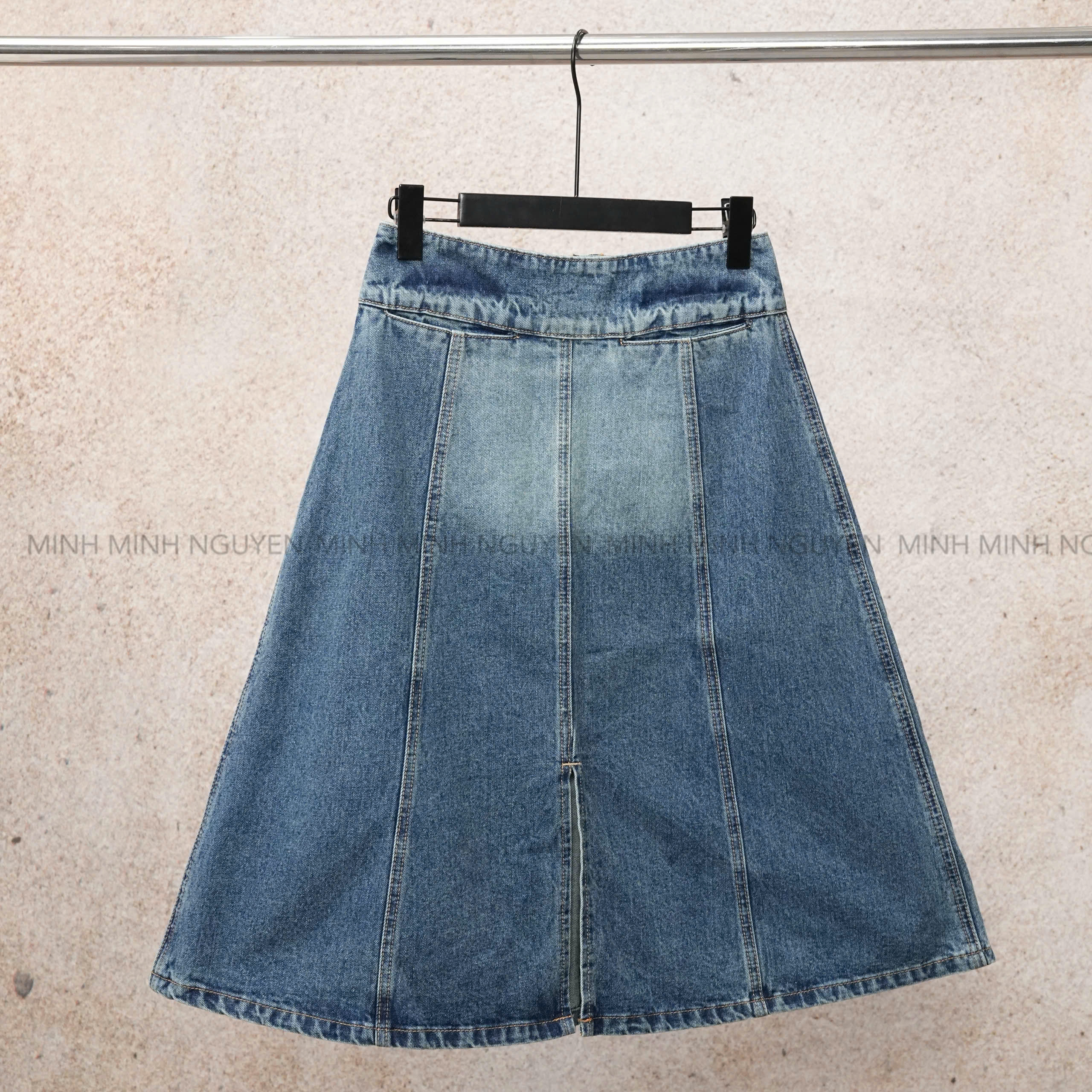 CHAN VAY THEORLAT_thumbnail_3