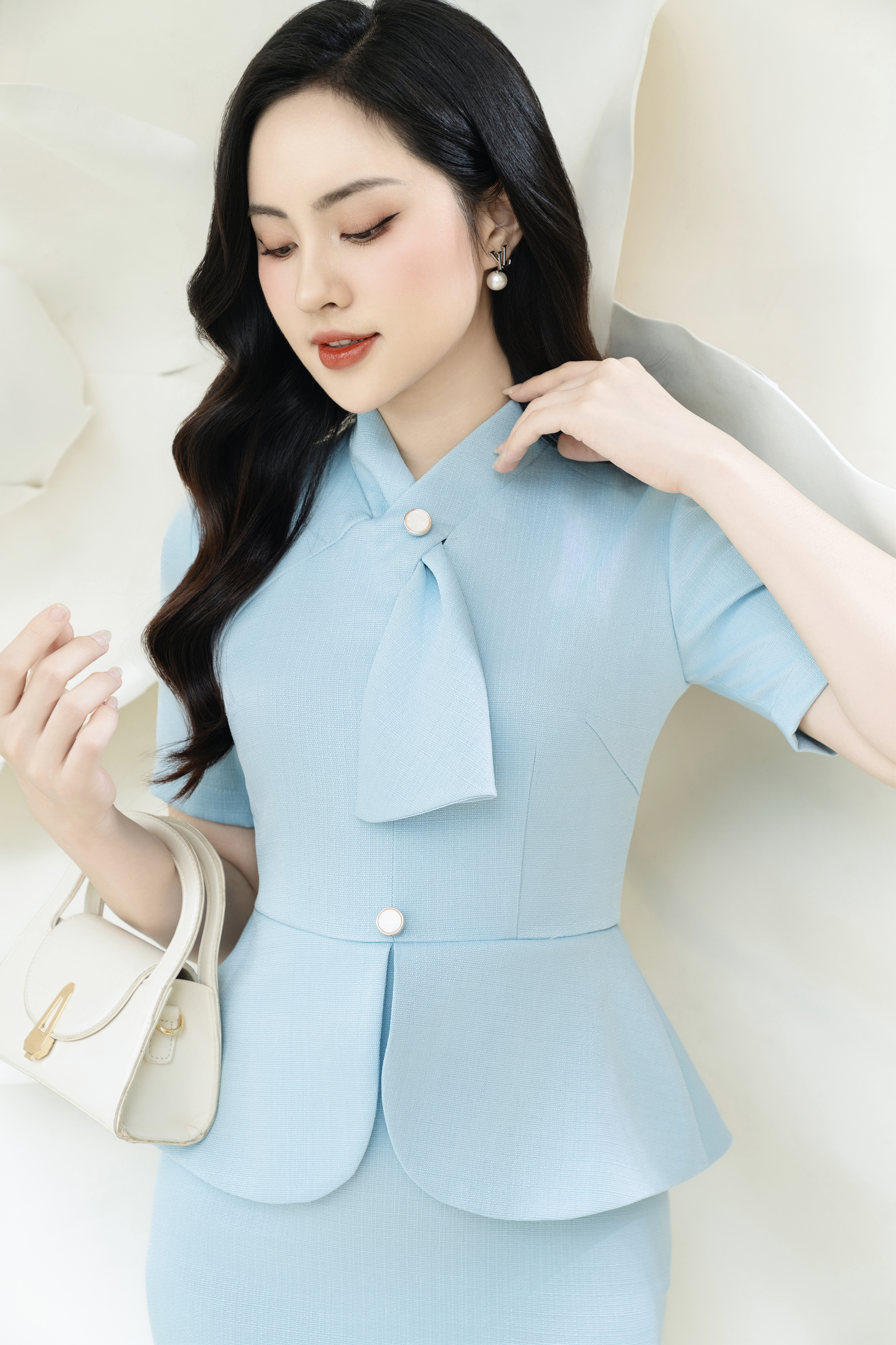 Đầm ôm peplum xanh ngọc đính cúc cách điệu_thumbnail_2