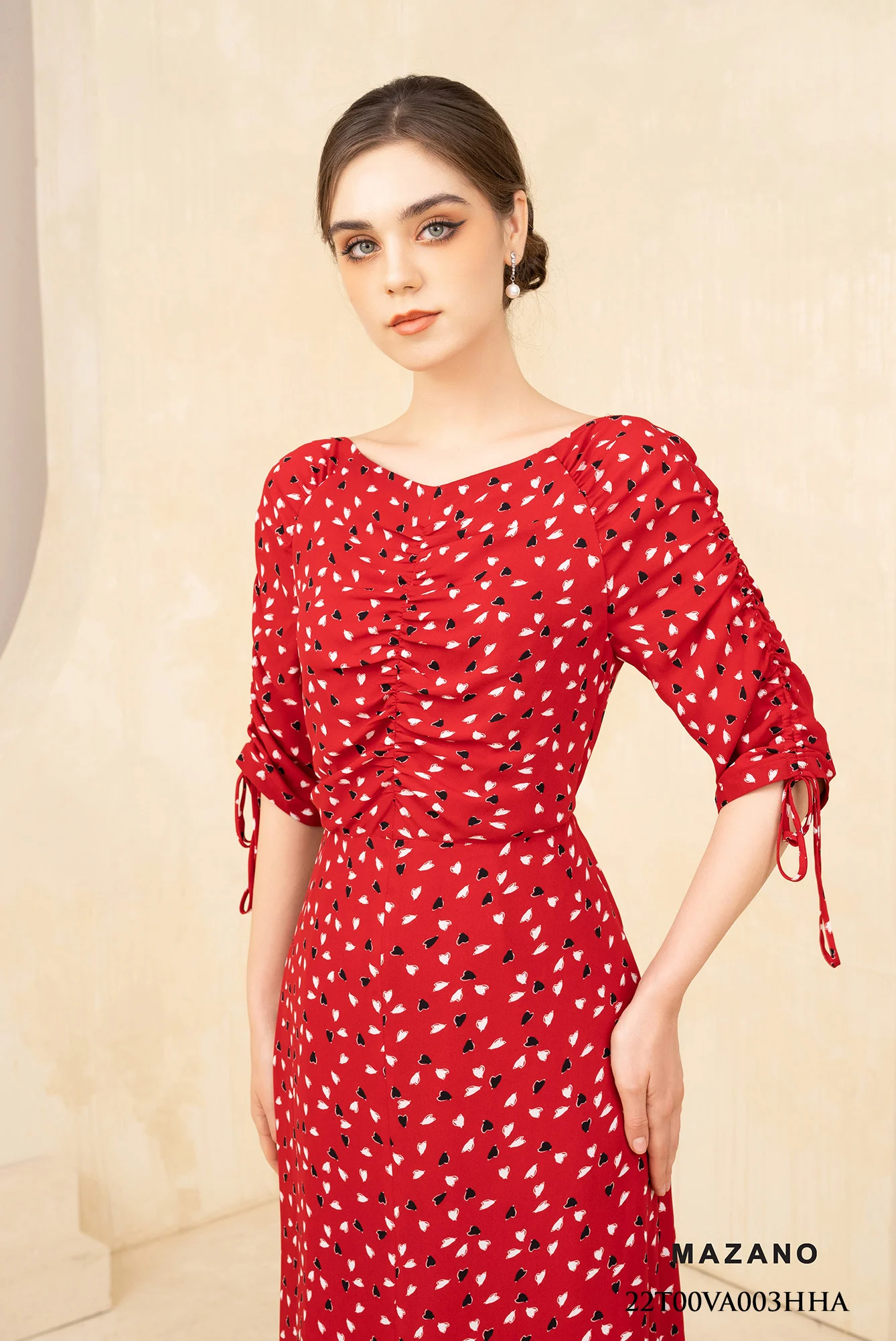 Đầm đỏ họa tiết nhún ngực_thumbnail_2