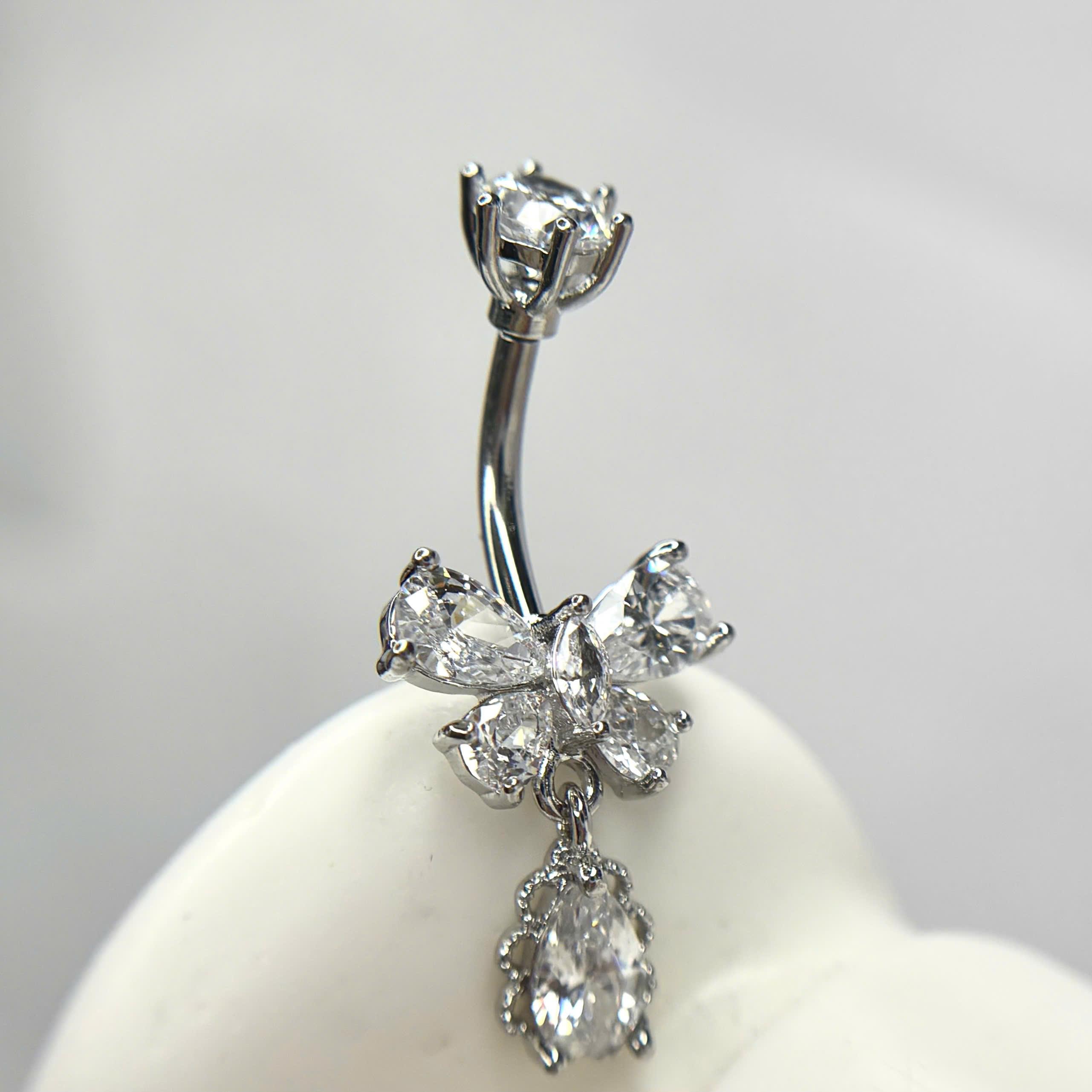 Rốn bướm trắng rơi đá viền 2 bên_thumbnail_2