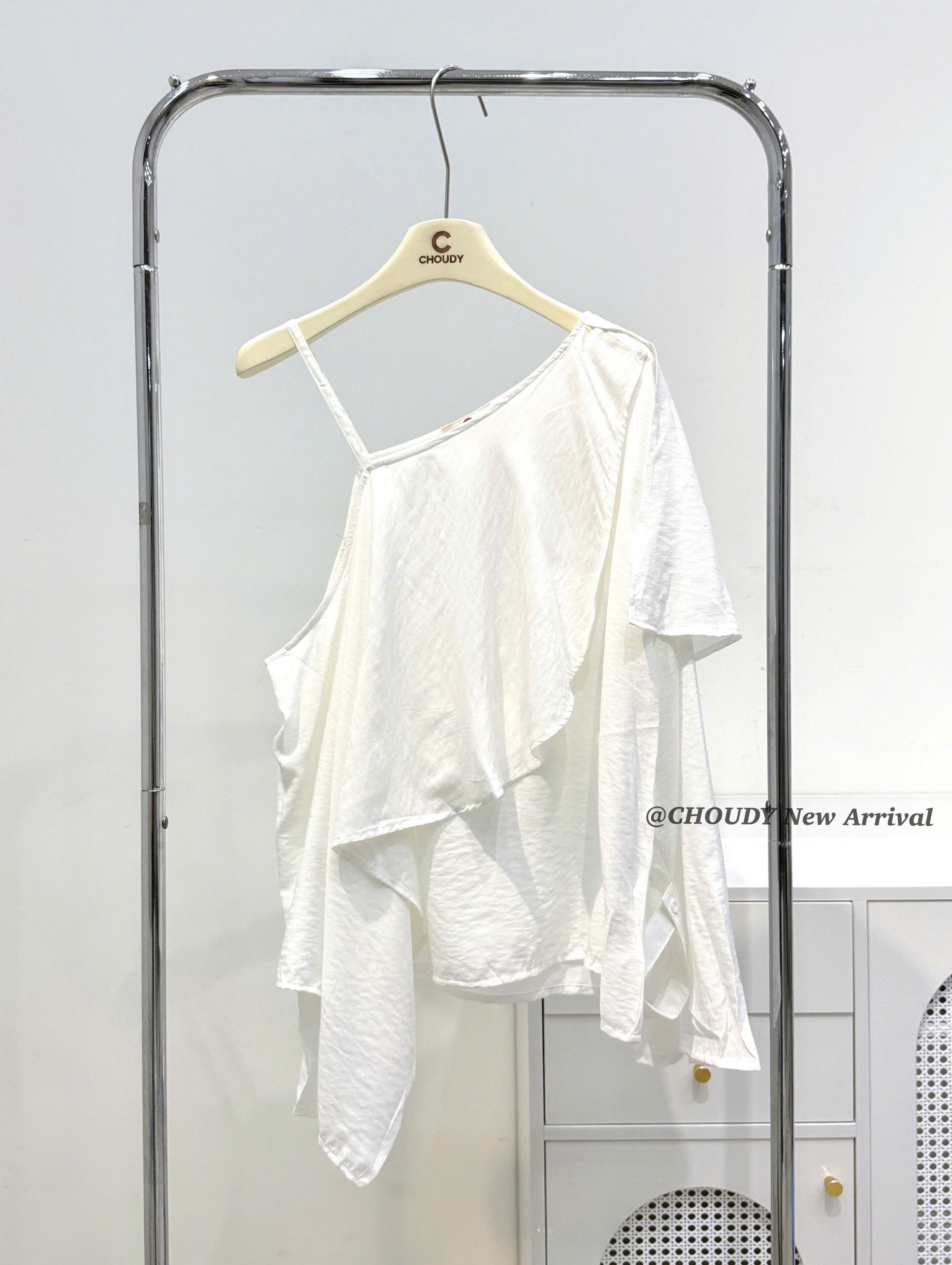 SALE U679_thumbnail_1