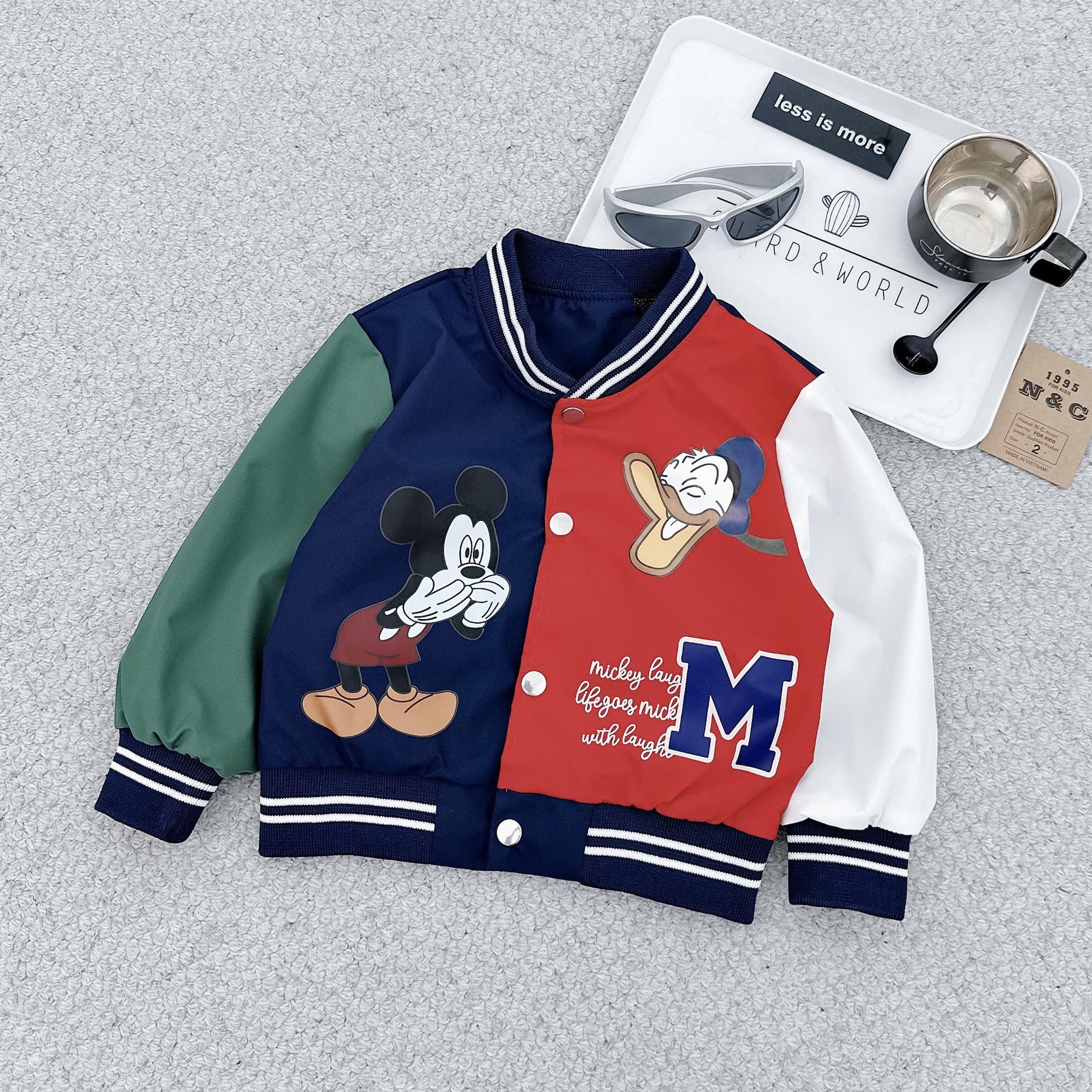 C21 ÁO KHOÁC MICKEY VÀ DONAL- A106.182