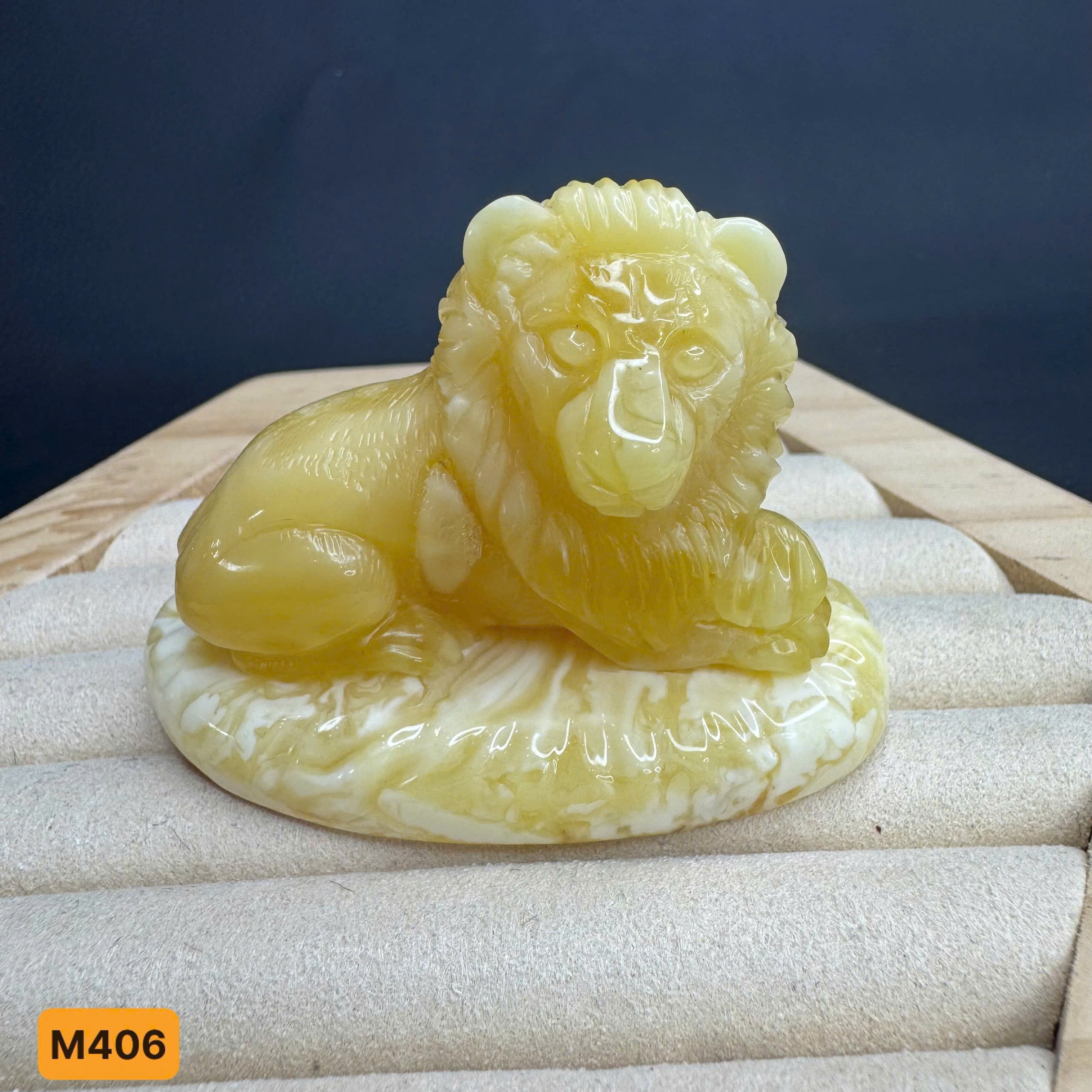 Hàng Điều Khắc Sư Tử Bạch - M406_thumbnail_3