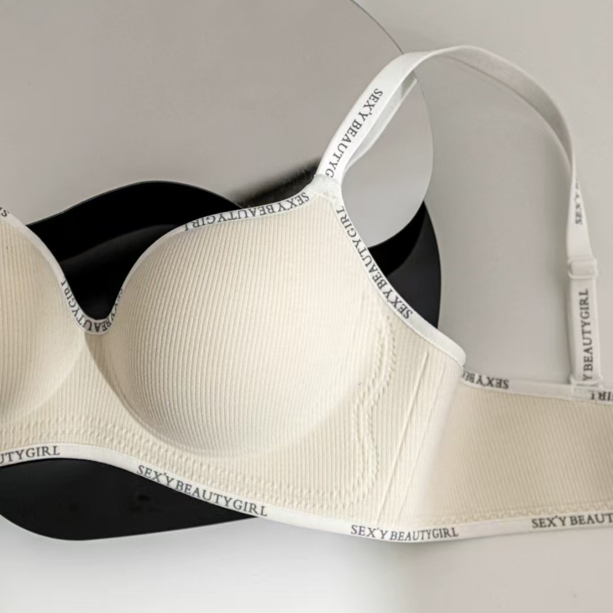 [Mã B55] Áo Lót Cotton Nữ  Mút Dày 5cm Nâng Vòng 1 Không Gọng Áo Bra Chất Cotton Không Gọng Có Mút Dày Đệm Tròn Gom Quả Chống Xệ Hạn Chế Ngấn Mỡ Lưng -- Vikam_thumbnail_6