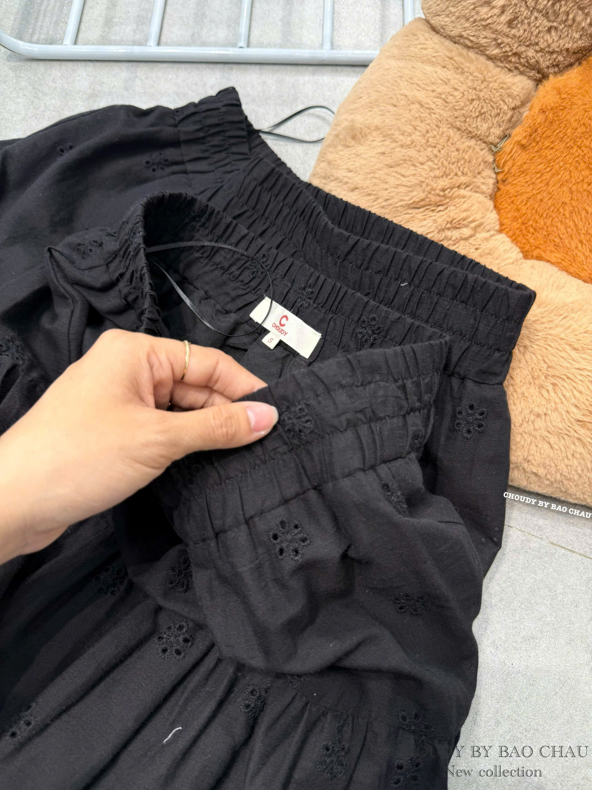 U209 CHÂN VÁY ĐEN_thumbnail_7