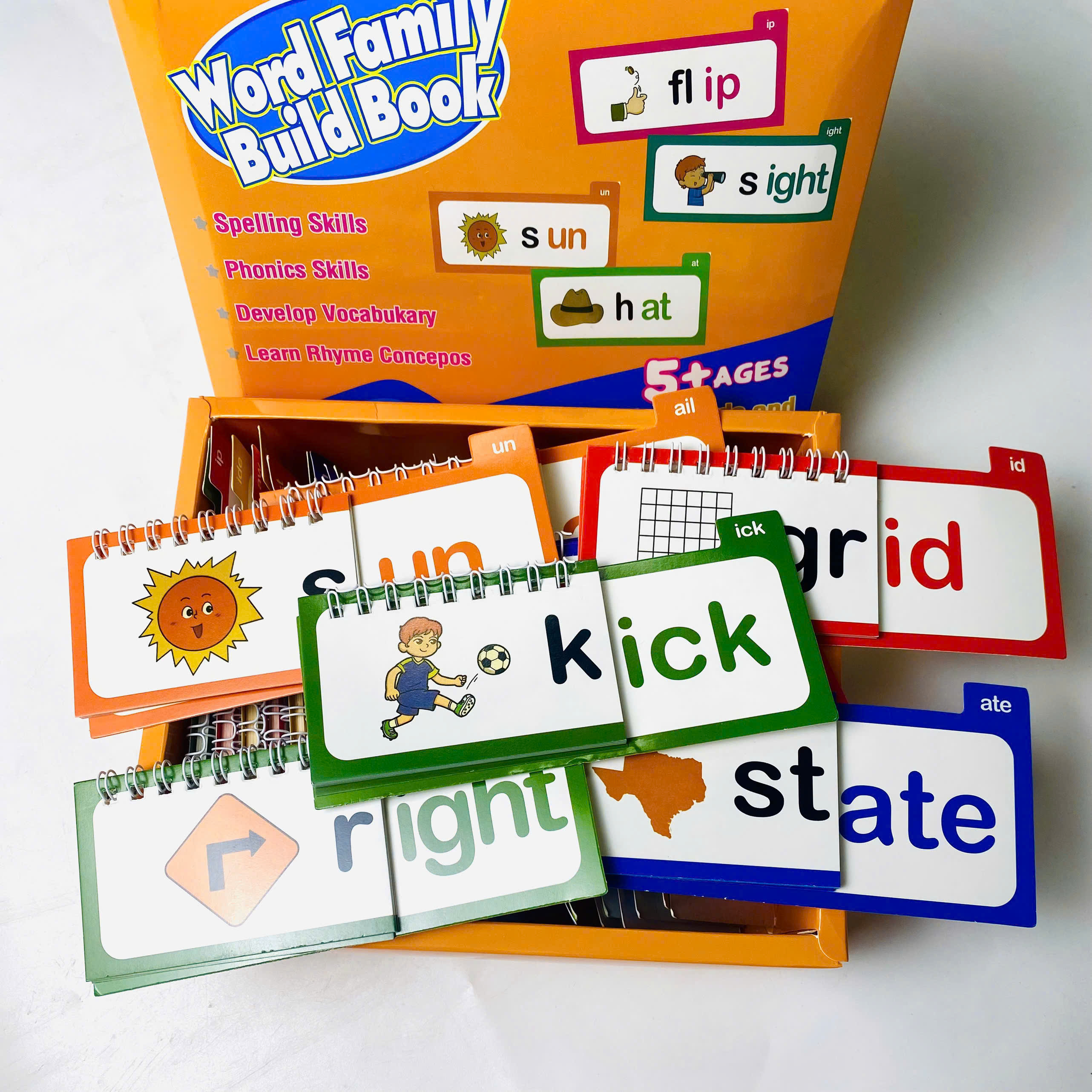 Bộ thẻ tập đánh vần Word Family Build Book_thumbnail_2