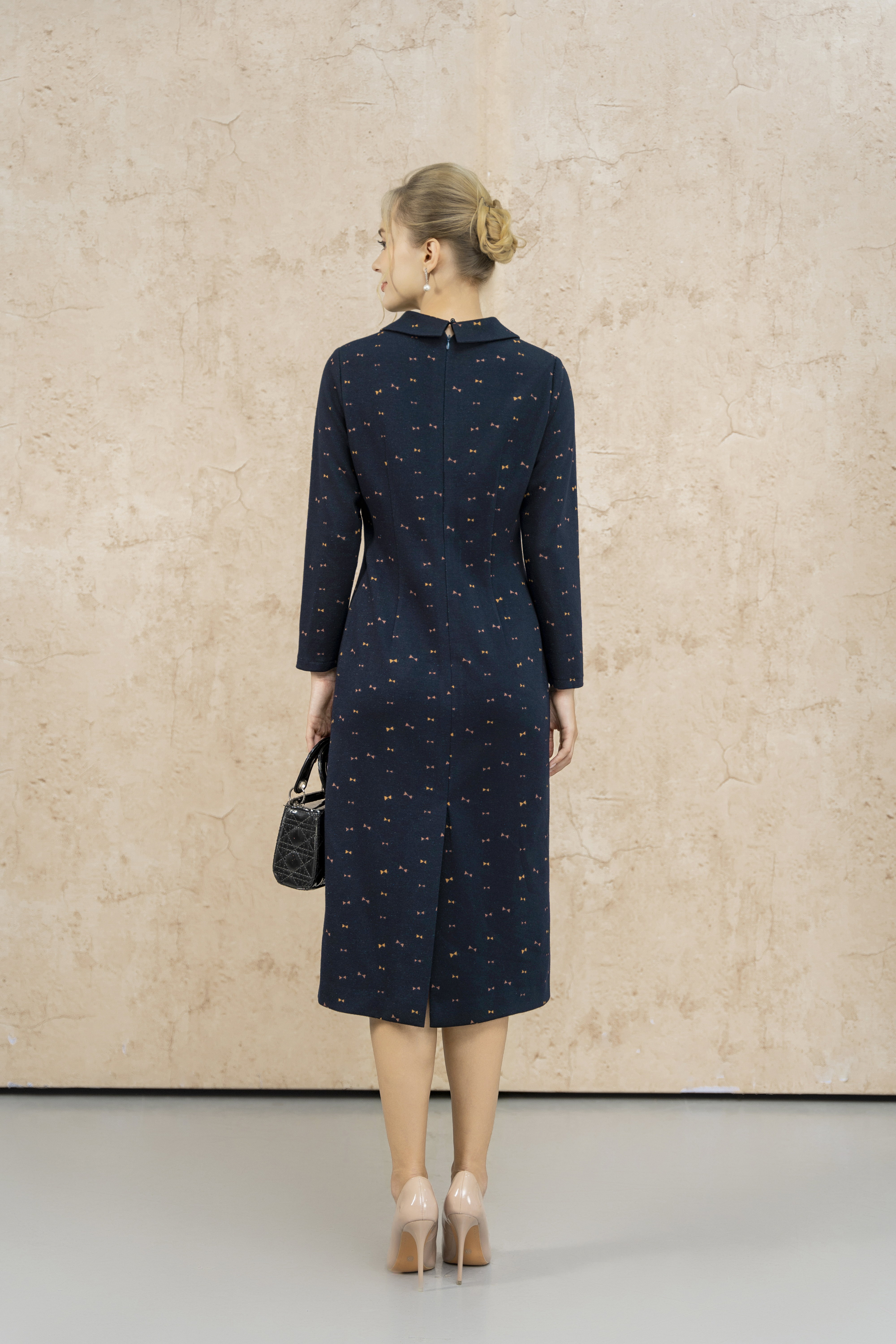 Váy Đầm Ôm Vải dạ len Họa tiết nhí Cổ bẻ có lá cổ Tay dài Dài qua bắp chân_thumbnail_4