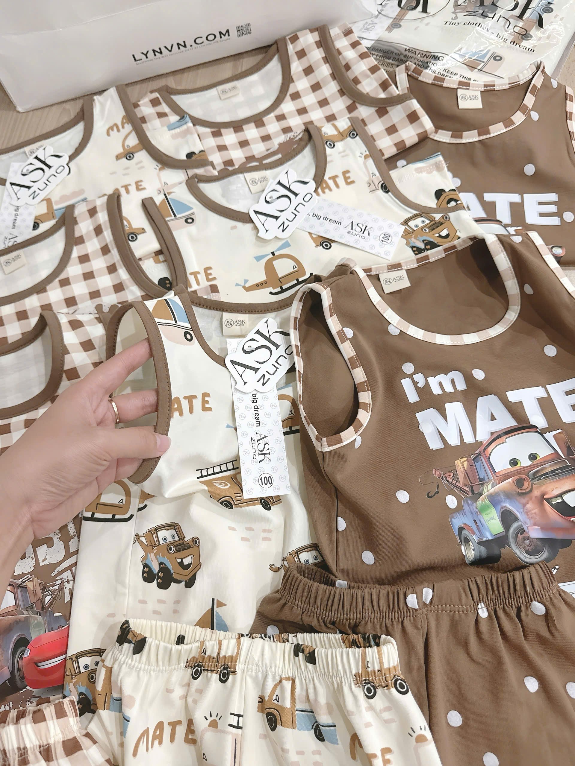 H01 SET 3 BỘ BA LỖ MÀU NÂU PHỐI HÌNH ASK - A100.168