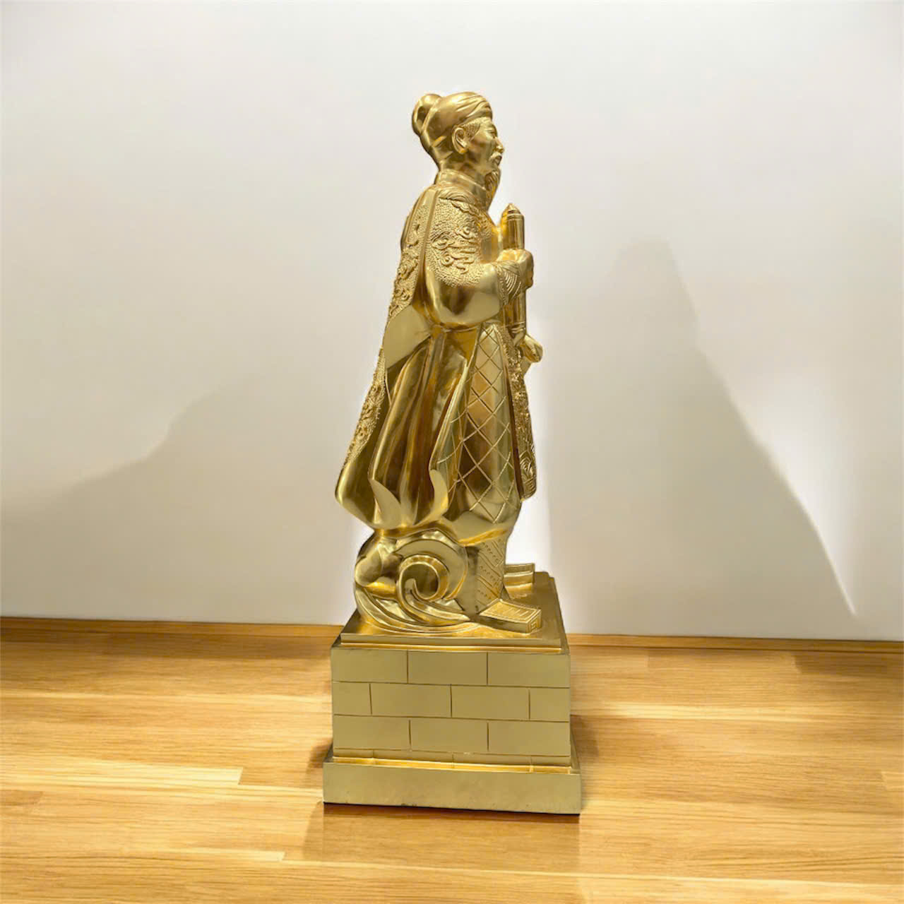 Tượng trần hưng đạo cao 60cm dát vàng 9999_thumbnail_0