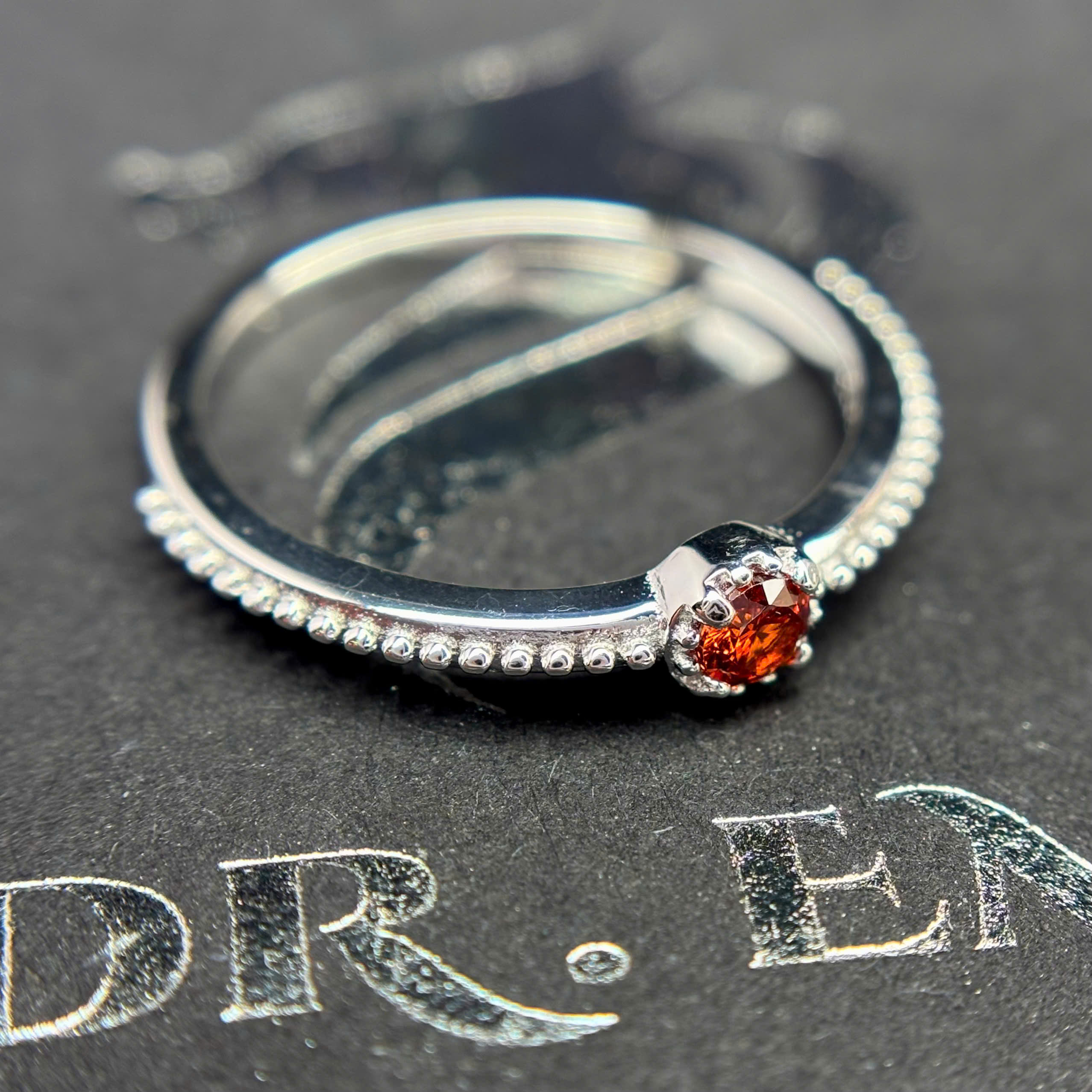 Nhẫn bạc xi bạch kim đỏ cam size 6_thumbnail_1