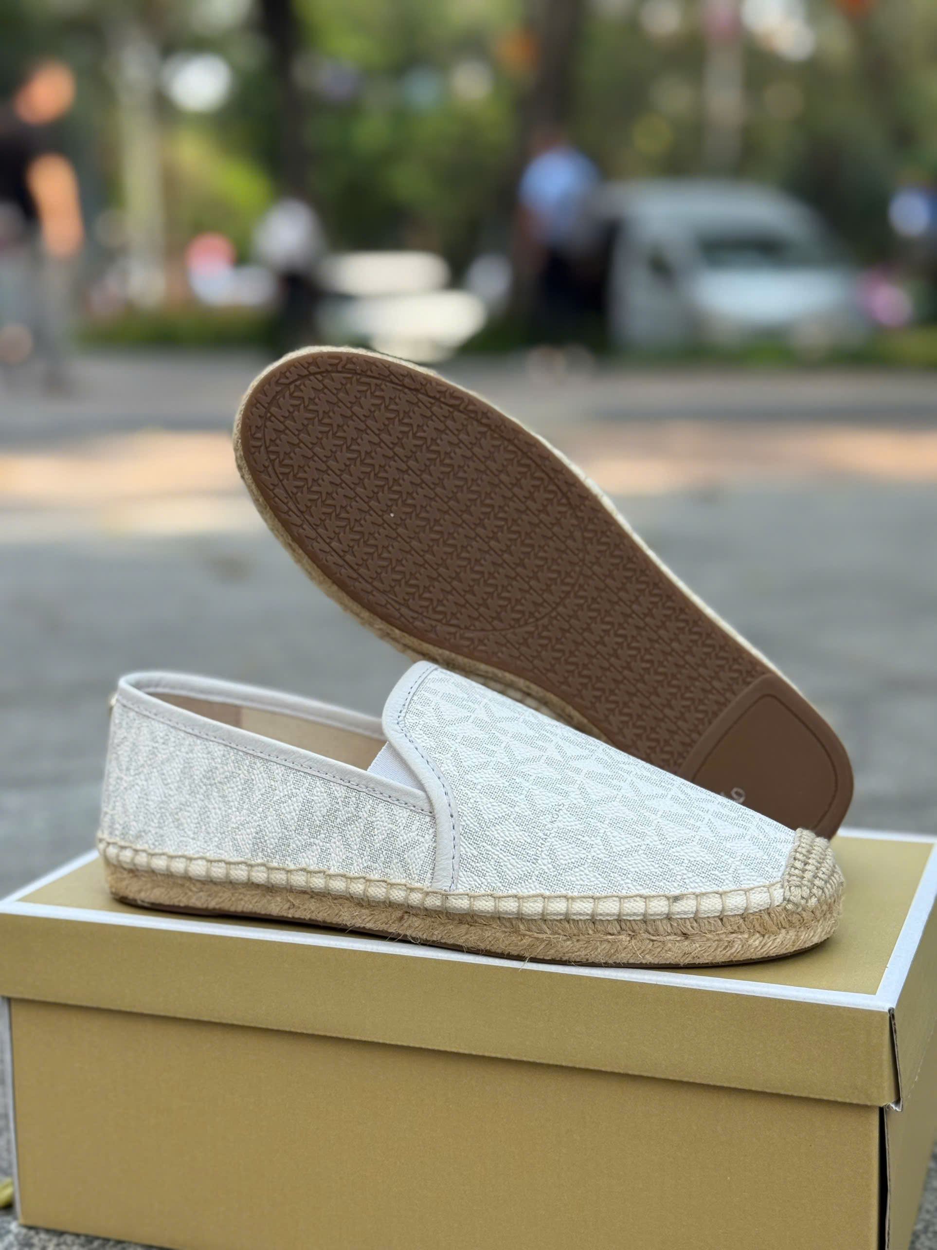 G240 GIÀY LƯỜI NỮ 2 MÀU_thumbnail_13