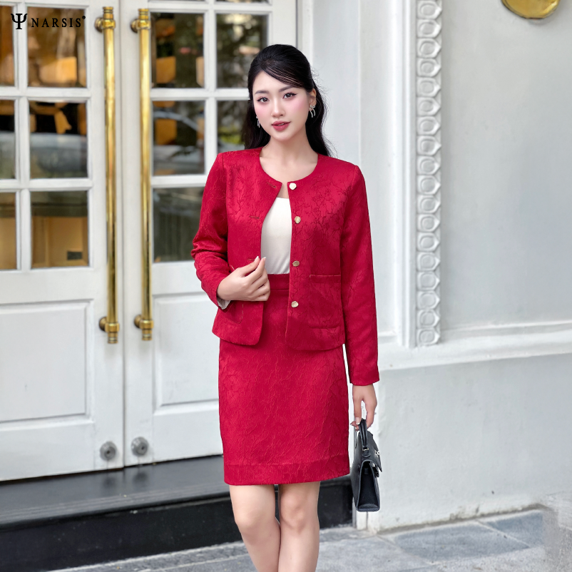 Áo Gấm Xốp Narsis L24035 Màu Đỏ Mận, Tay Dài, Thiết Kế Đệm Vai Nhẹ, Sang Trọng, Thanh Lịch_thumbnail_1