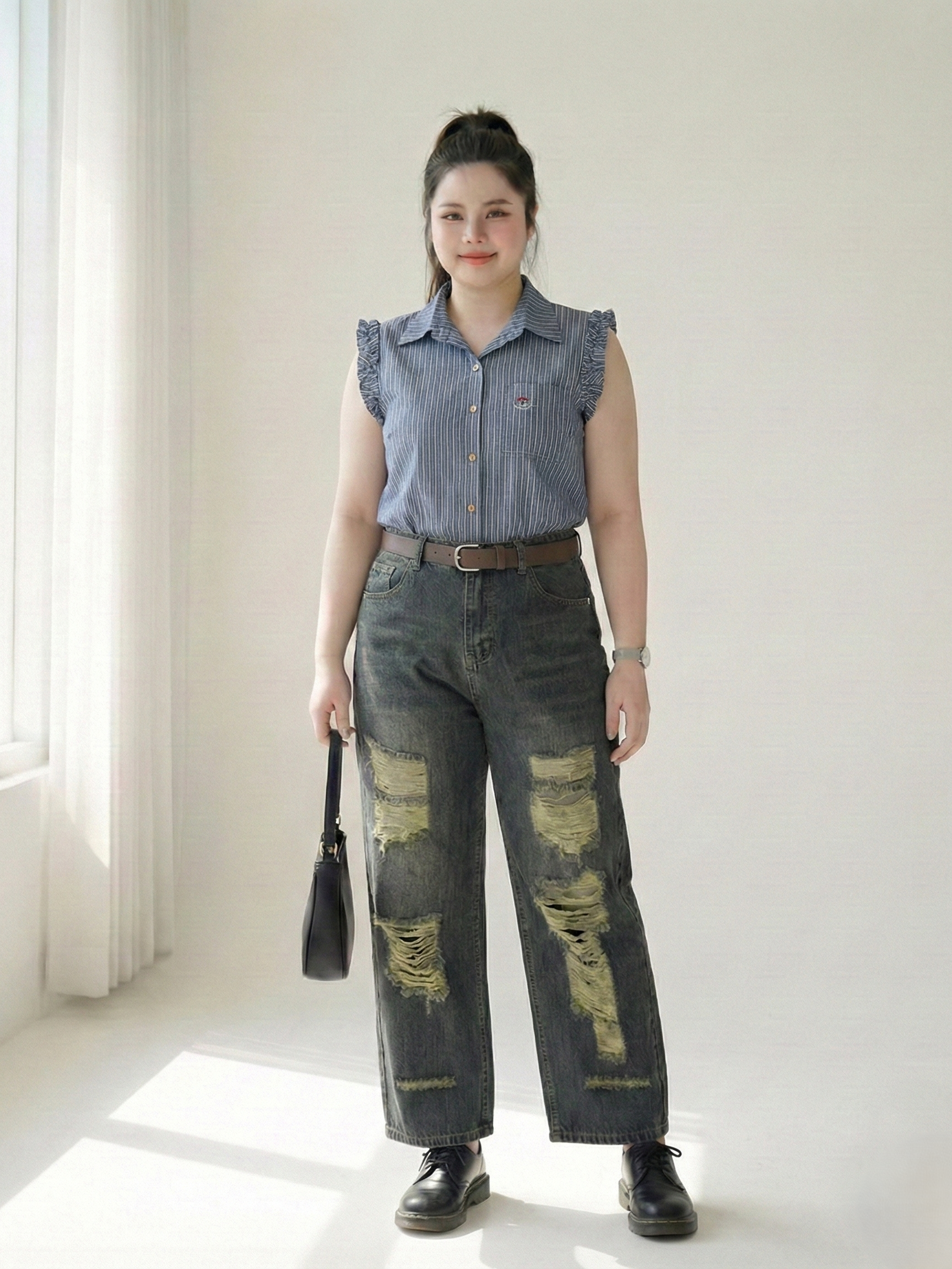 BIGSIZE- Áo sơ mi cộc tay thêu T- AT9060