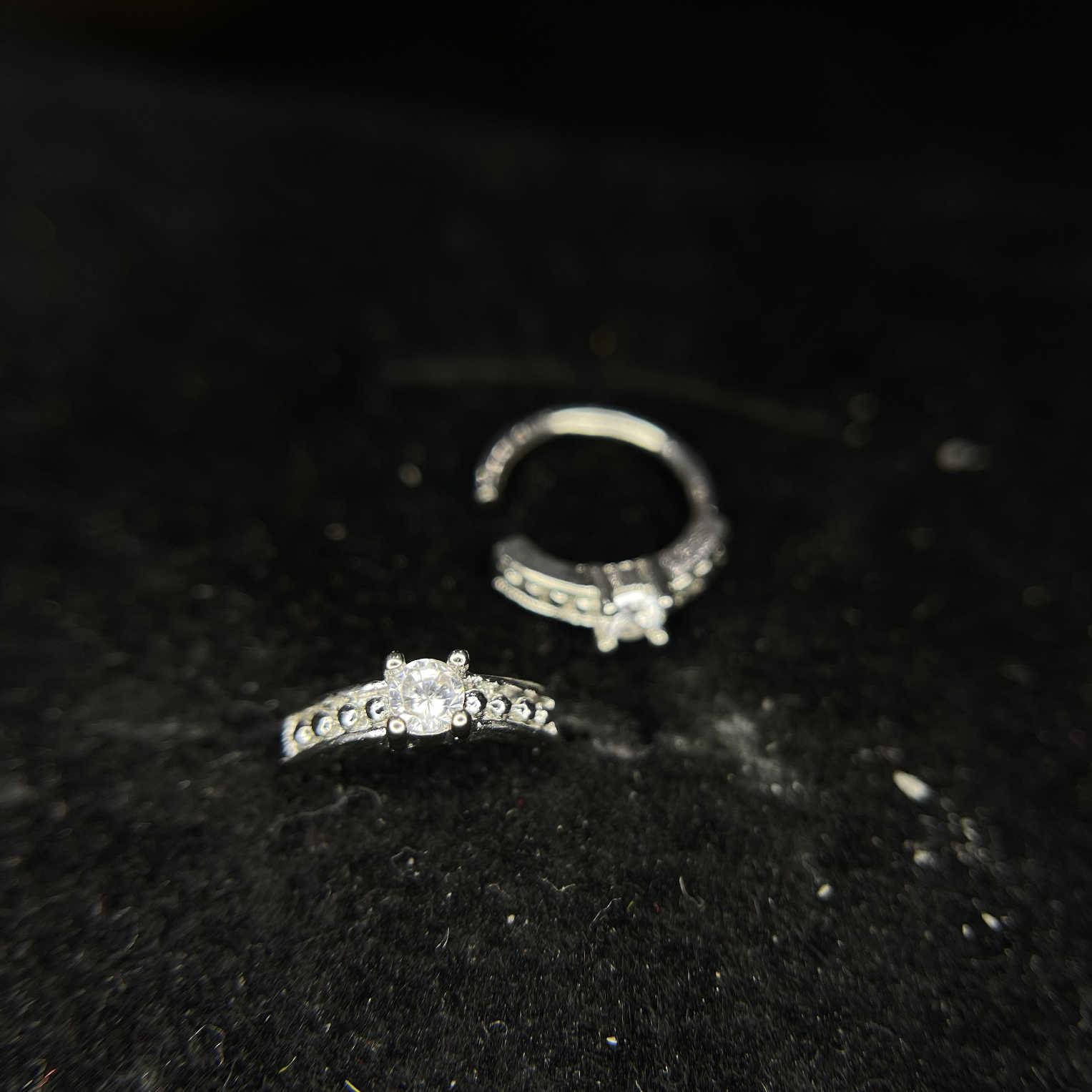 vòng bẻ đính kim cương trắng đính dải kim cương nhỏ size 8