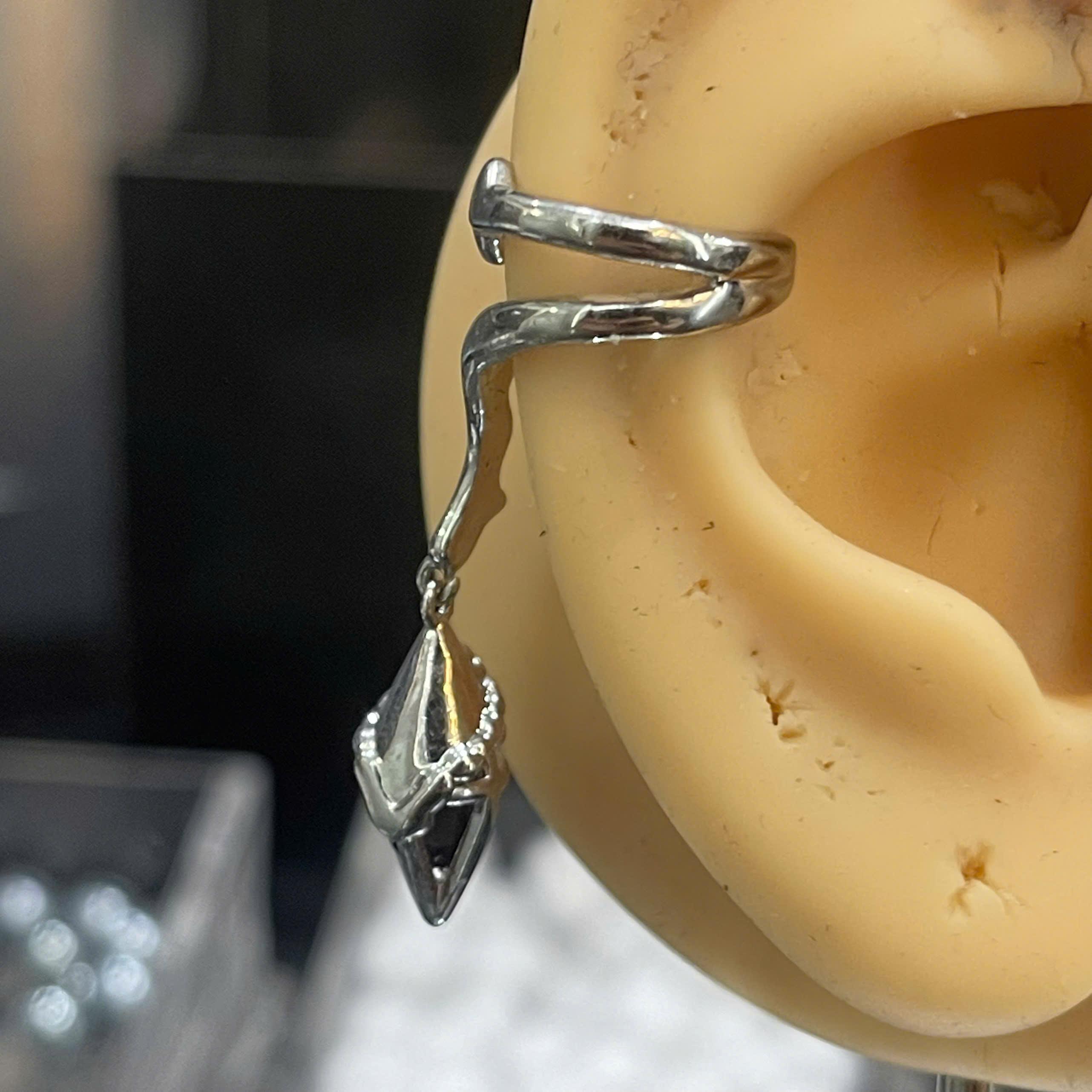 khuyên kẹp vành không cần lỗ thiết kế niche charm rơi tai phải._thumbnail_3