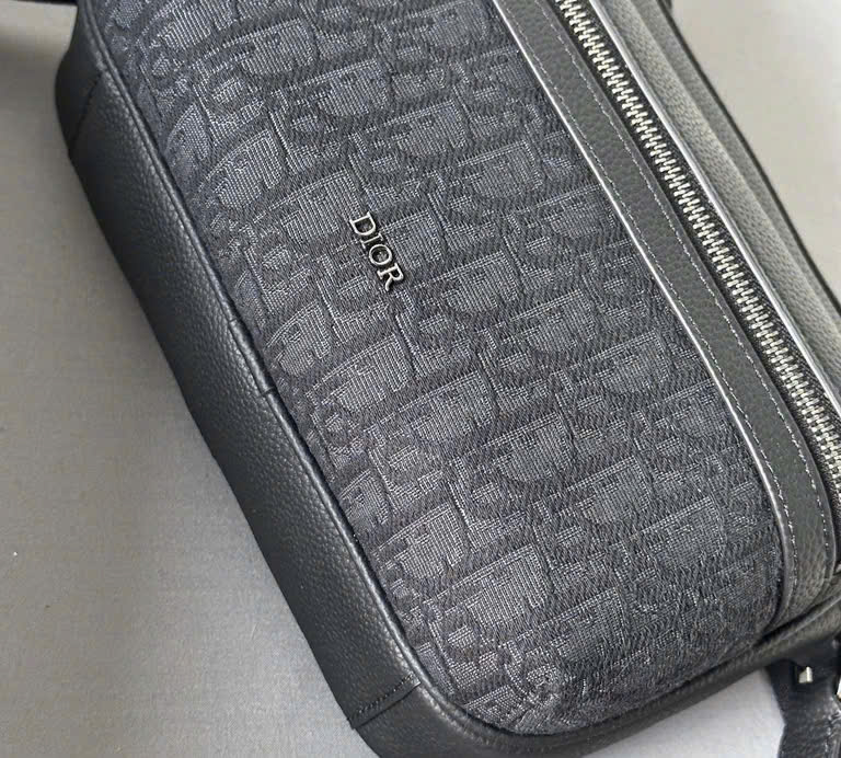 Túi Dior Zipped Messenger Bag_thumbnail_4