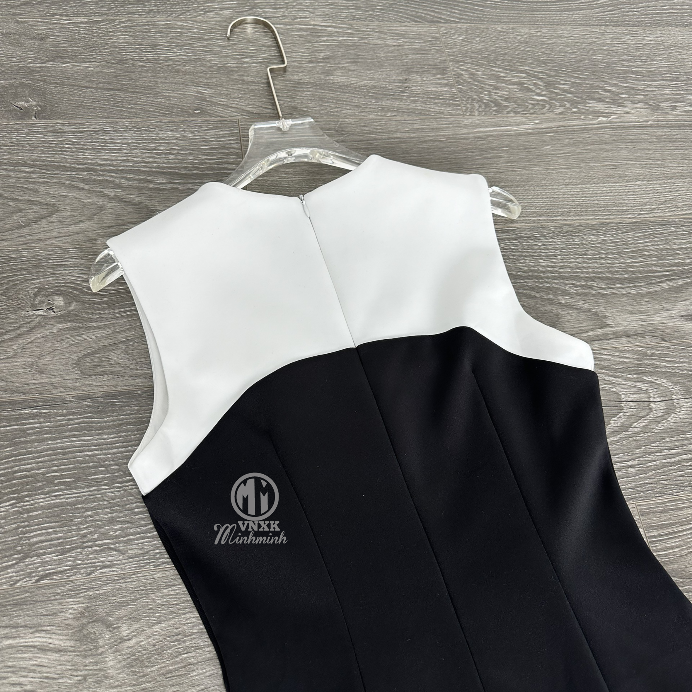 DAM HOBBS_thumbnail_8