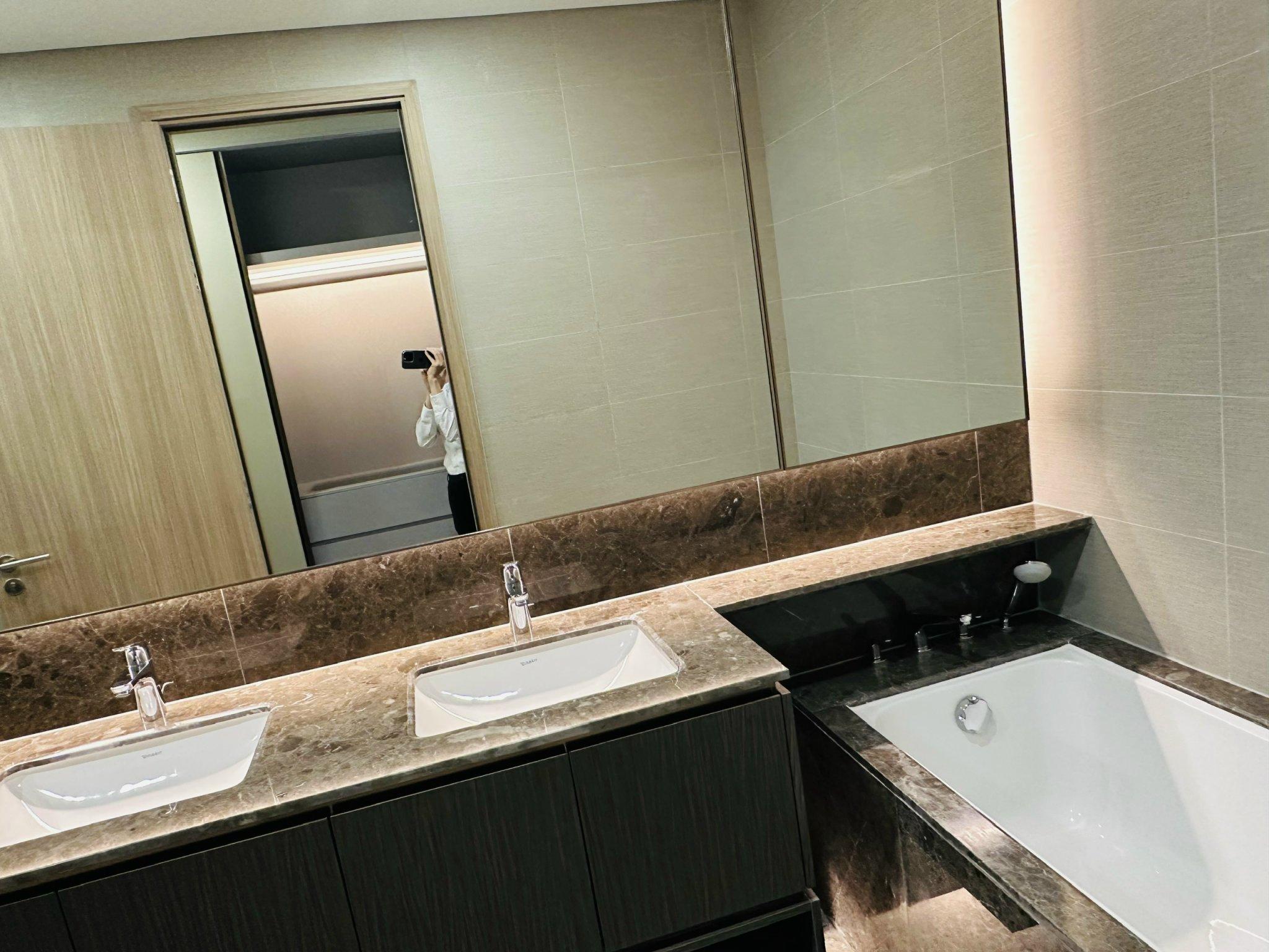 Chủ nhà cần bán gấp căn hộ The River 3 phòng ngủ, 17.8 tỷ_thumbnail_8