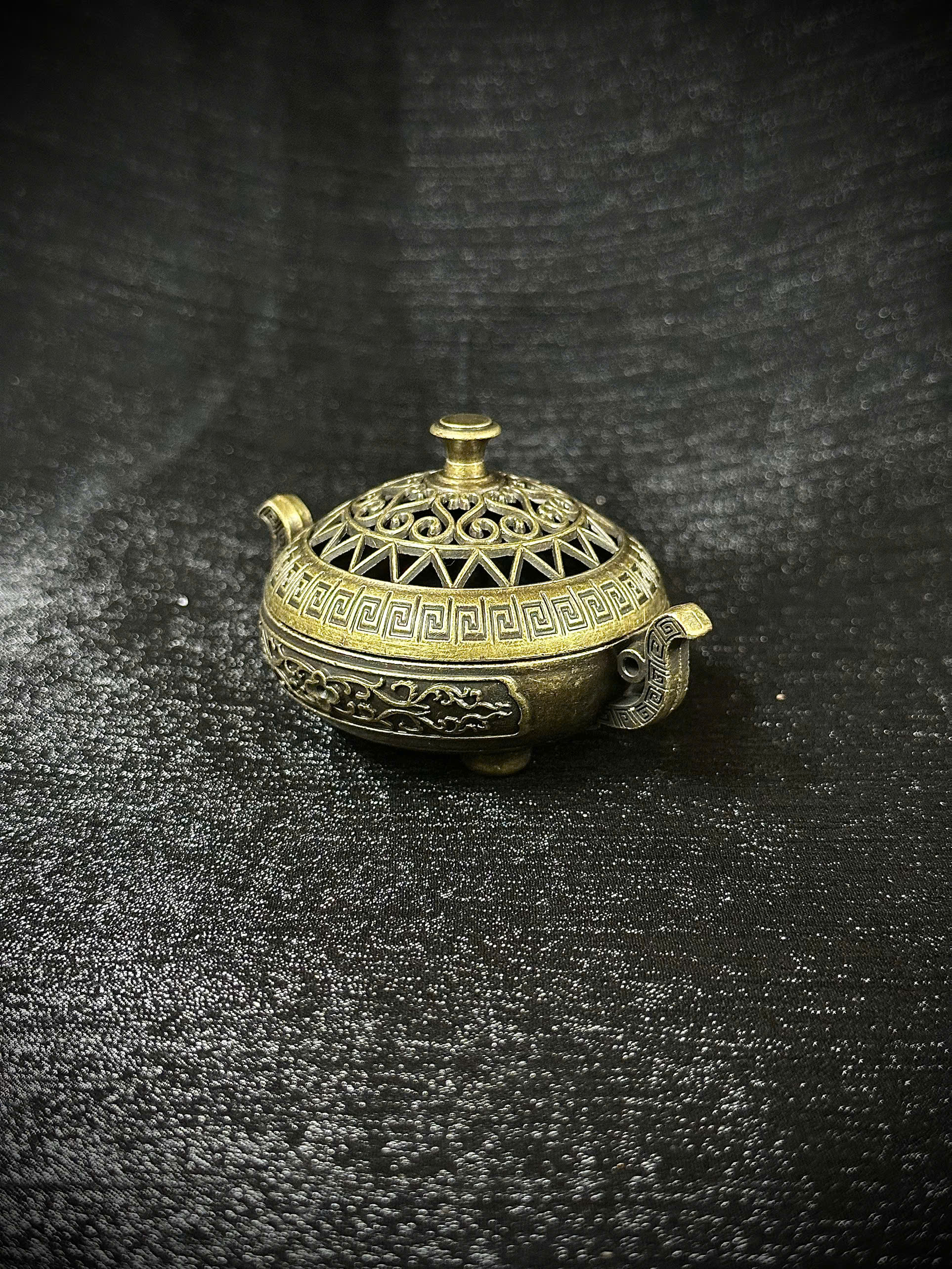 LƯ ĐỒNG XÔNG TRẦM_thumbnail_11