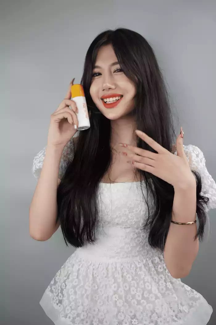 Lăn khử mùi sáng da Scion Brightening Roll On_thumbnail_7