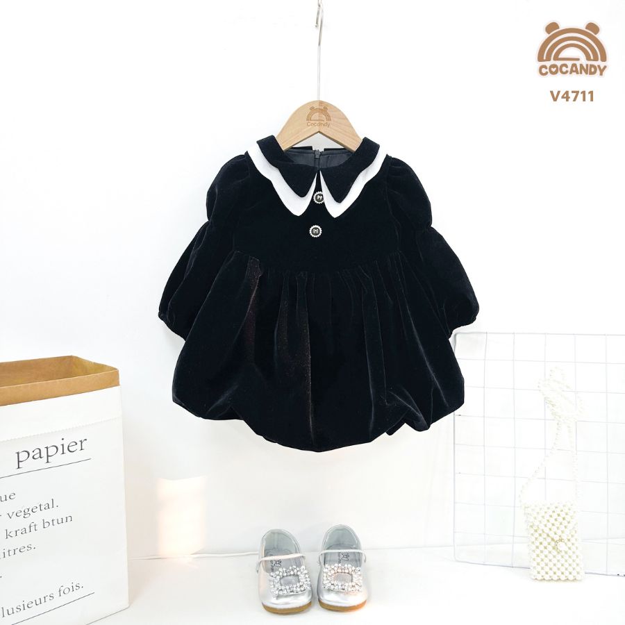 Váy dài nhung ĐEN cổ kép phối TRẮNG