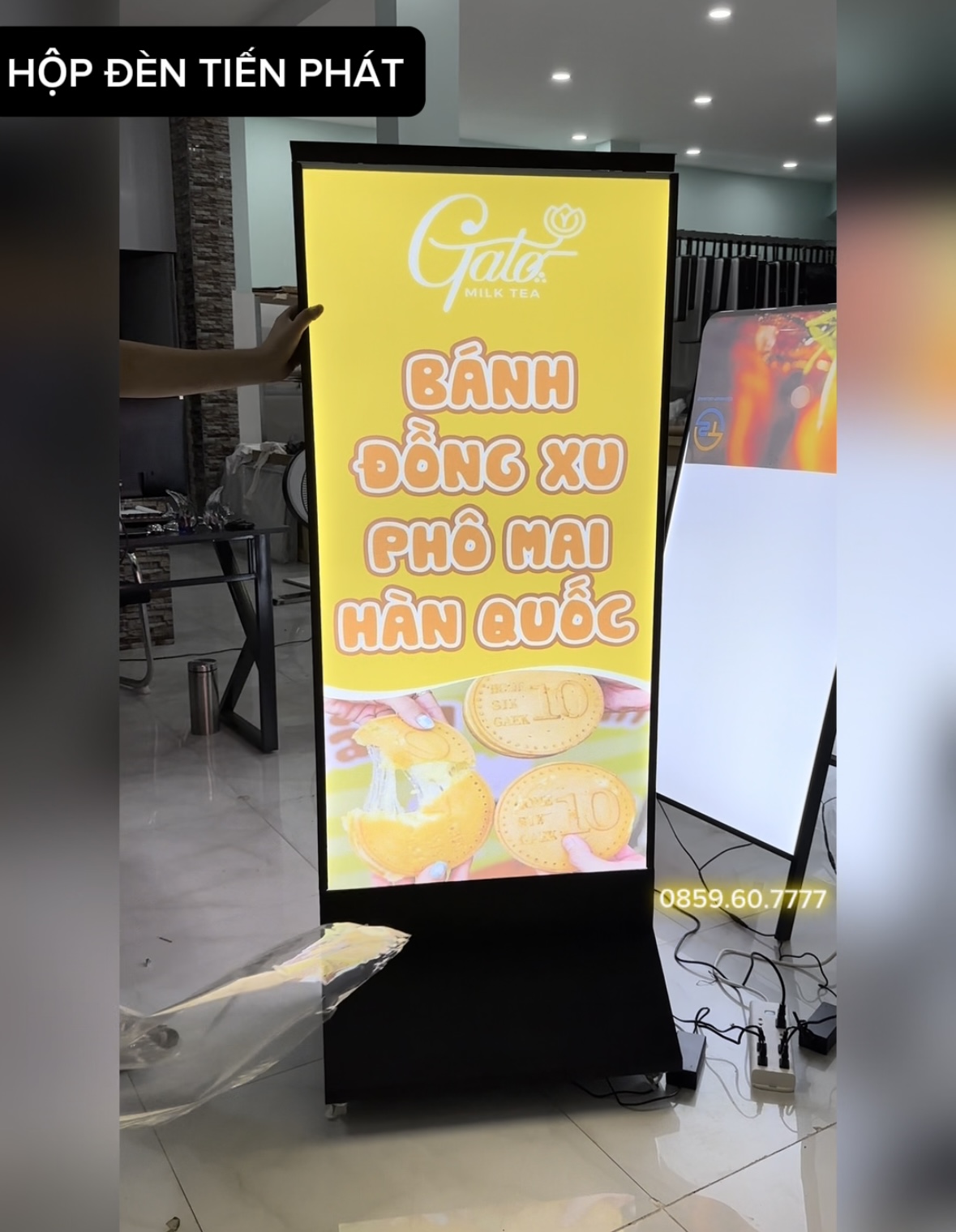 HỘP ĐÈN 60X120 HAI MẶT KÍNH_thumbnail_1