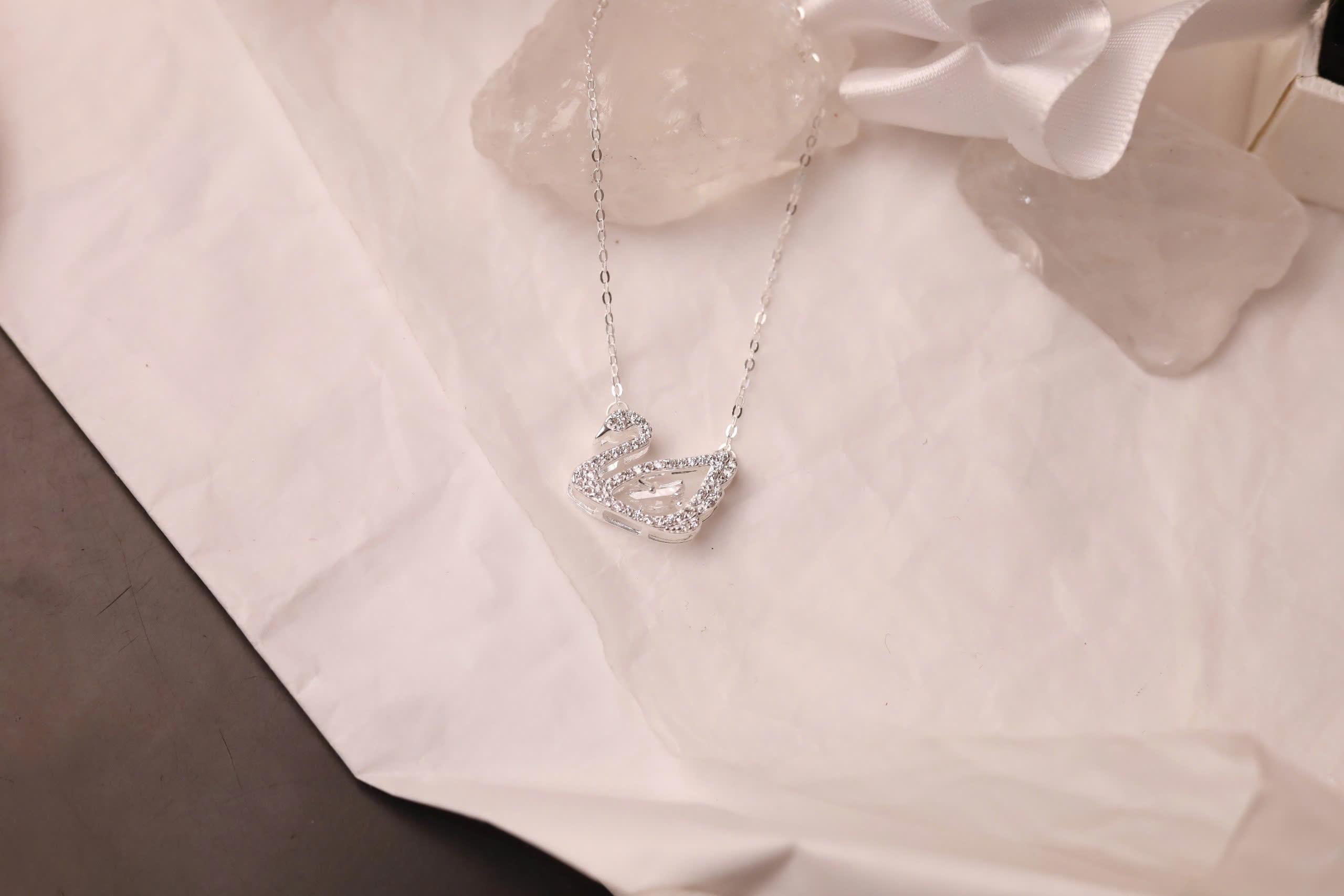 Vòng cổ bạc thiên nga đính đá trắng xi bạch kim_thumbnail_1