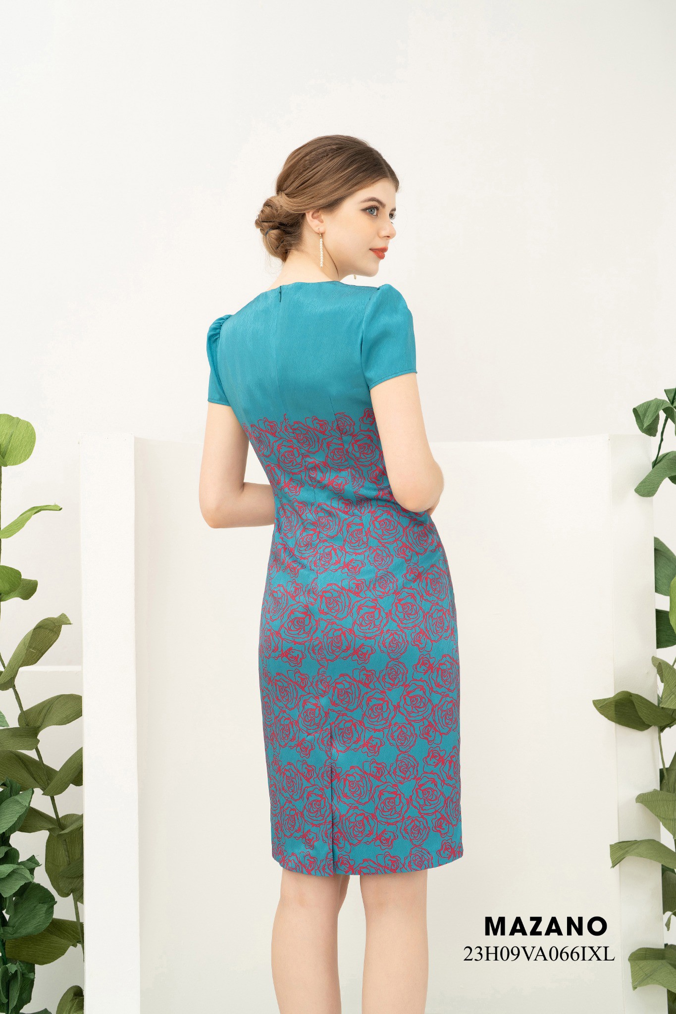 Đầm xanh xoắn eo họa tiết vân hoa hồng_thumbnail_3
