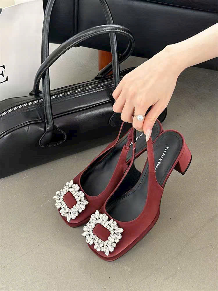 👠🕶️👜🎒….giày Xinjing khoá đá về đen mận 