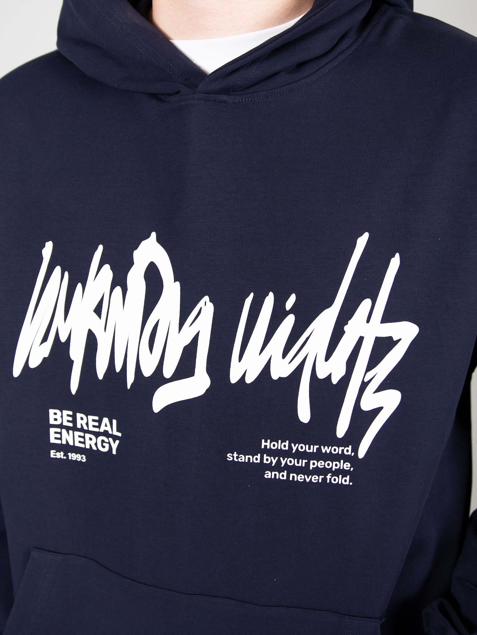 Áo nỉ hoodie navy in chữ ngực_thumbnail_6