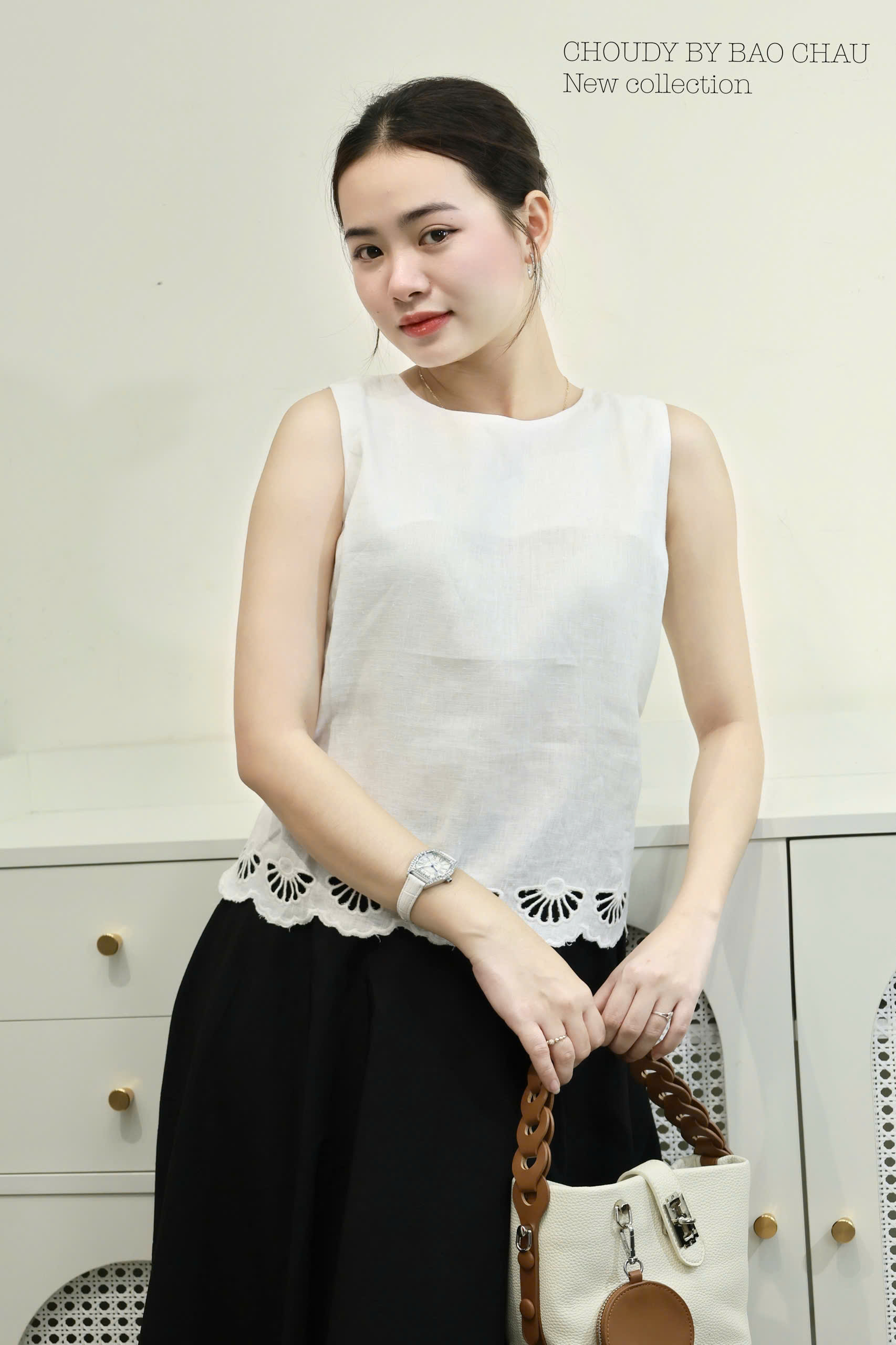 A445 ÁO KIỂU LINEN SN TRẮNG