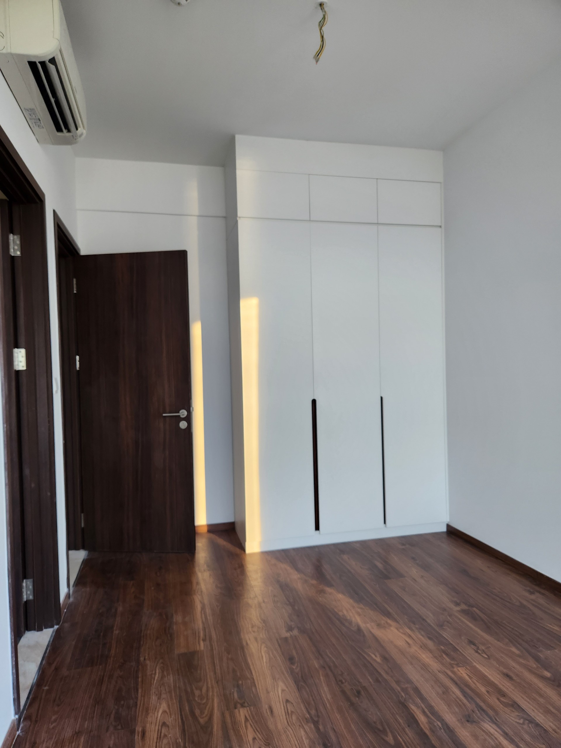 Bán căn hộ 3PN 110m2 cao cấp, view Q1-LM81-trực diện sông_thumbnail_3