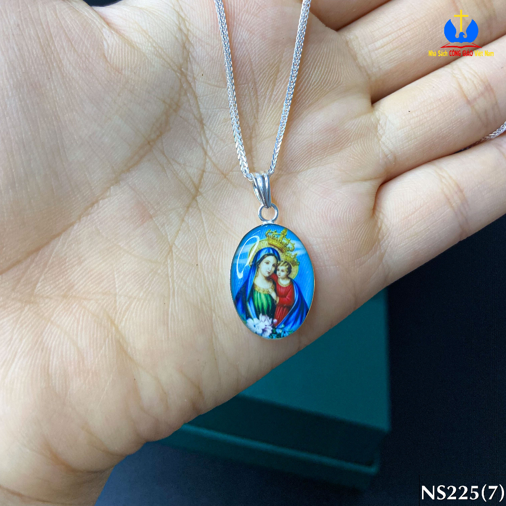 Mẫu ảnh bạc Đức Mẹ Hằng Cứu Giúp - Mặt dây chuyền NS225-7 In hình theo yêu cầu - Quà tặng Công Giáo_thumbnail_3