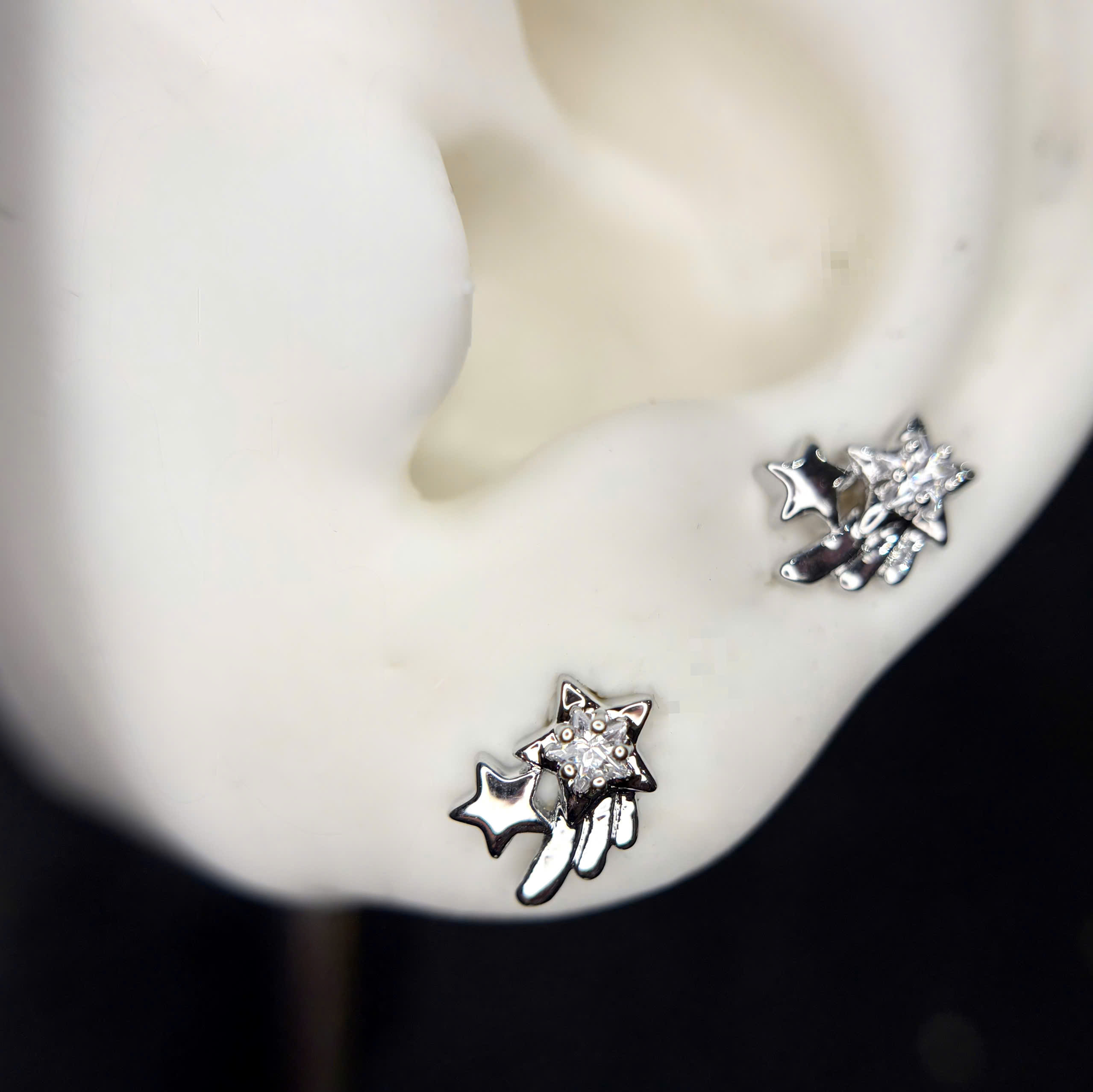 Khuyên kiểu ngôi sao cánh 1 bên bi_thumbnail_1