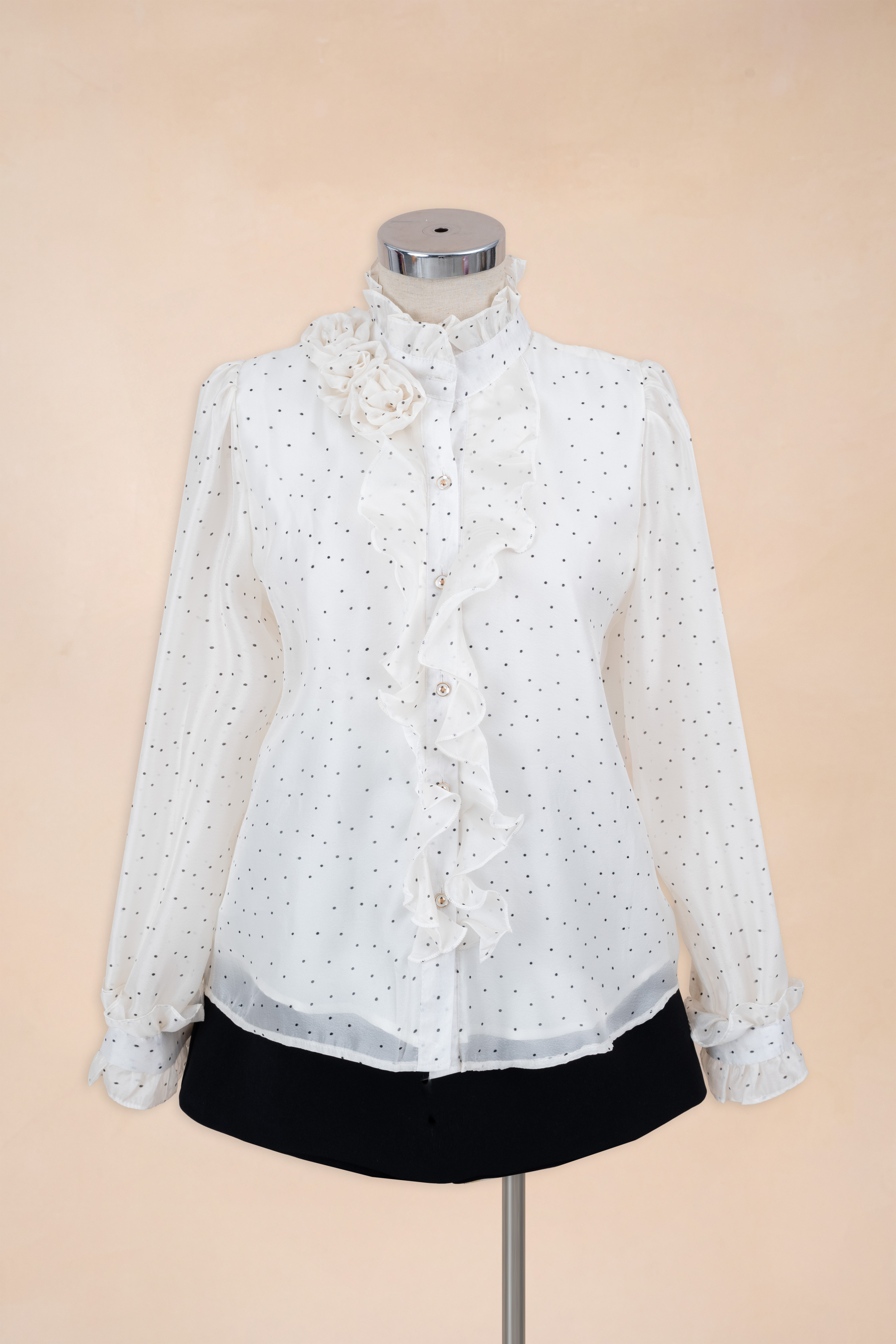 Sơ Mi Chấm Bi Viền Bèo Đính Hoa_thumbnail_2