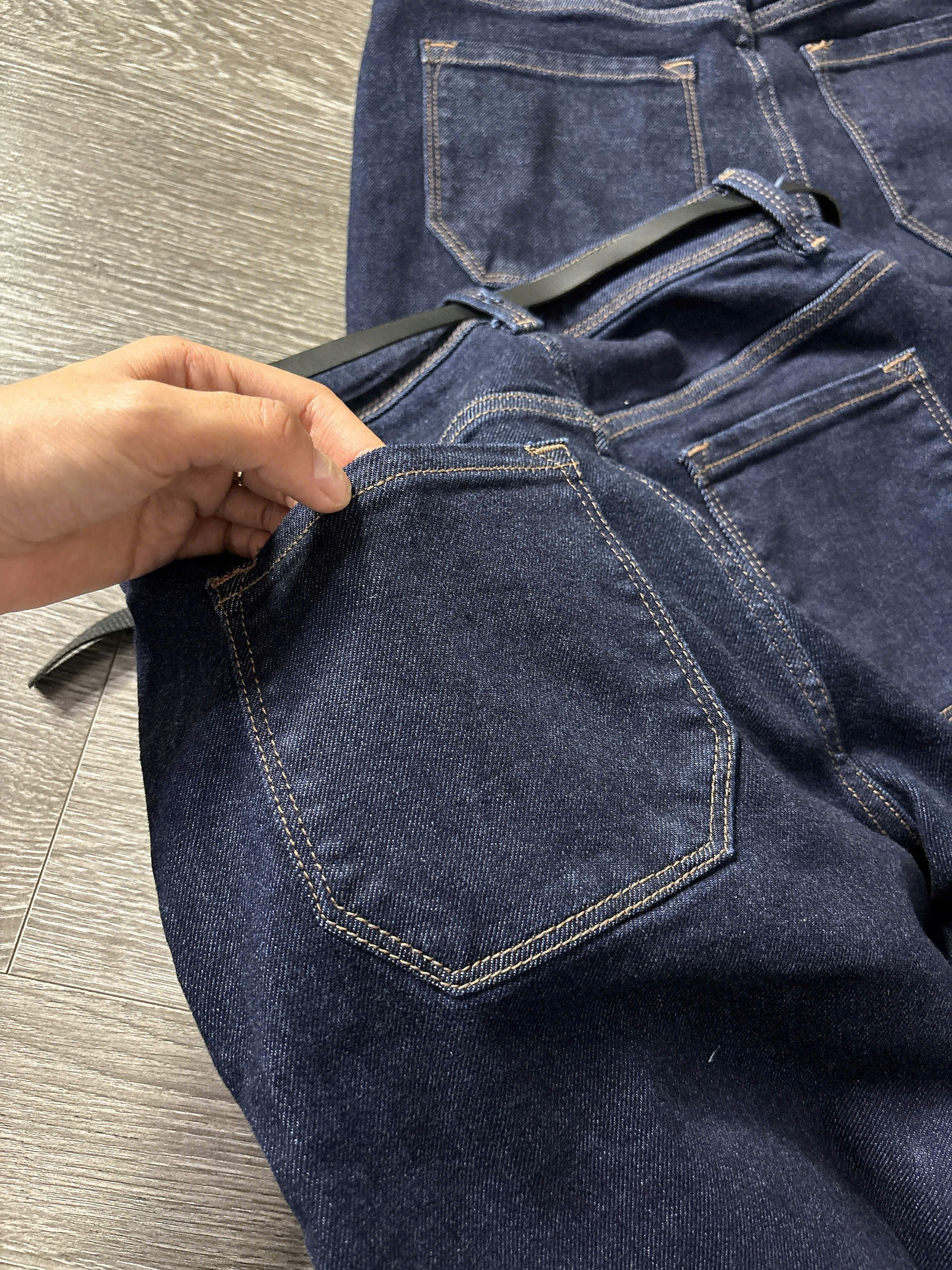 H21 QUẦN JEAN SUÔNG ĐẬM  (KÈM BELT)_thumbnail_9