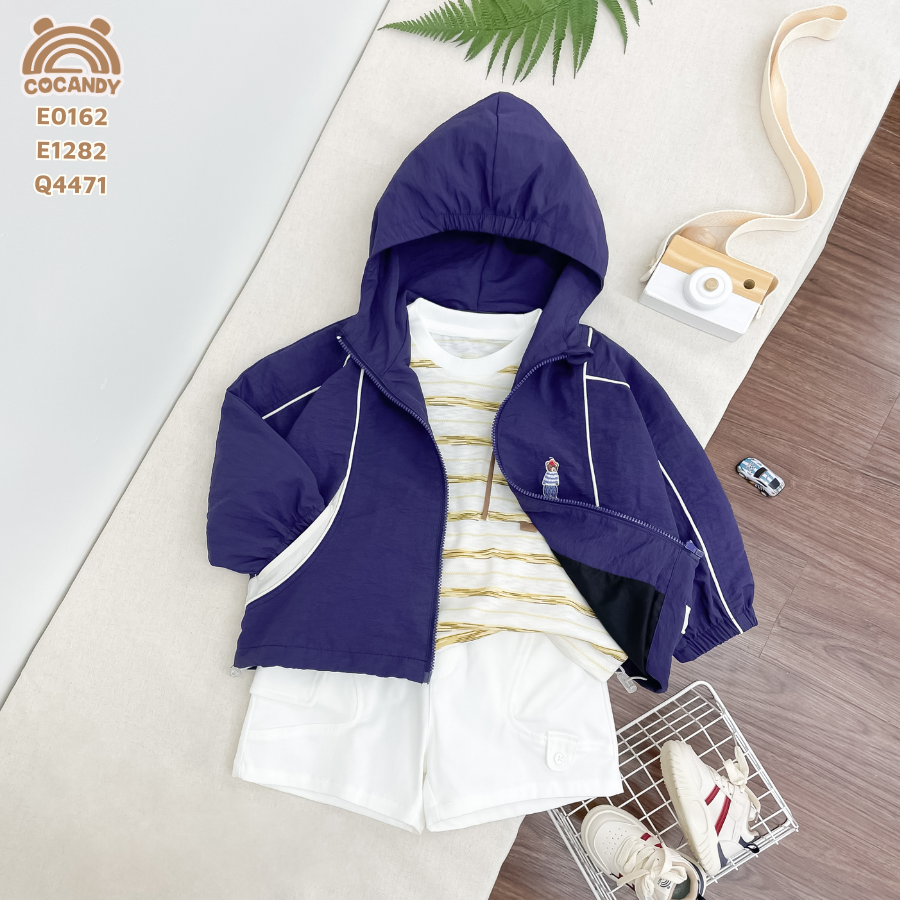 Áo khoác gió XANH THAN phối nẹp be nhỏ