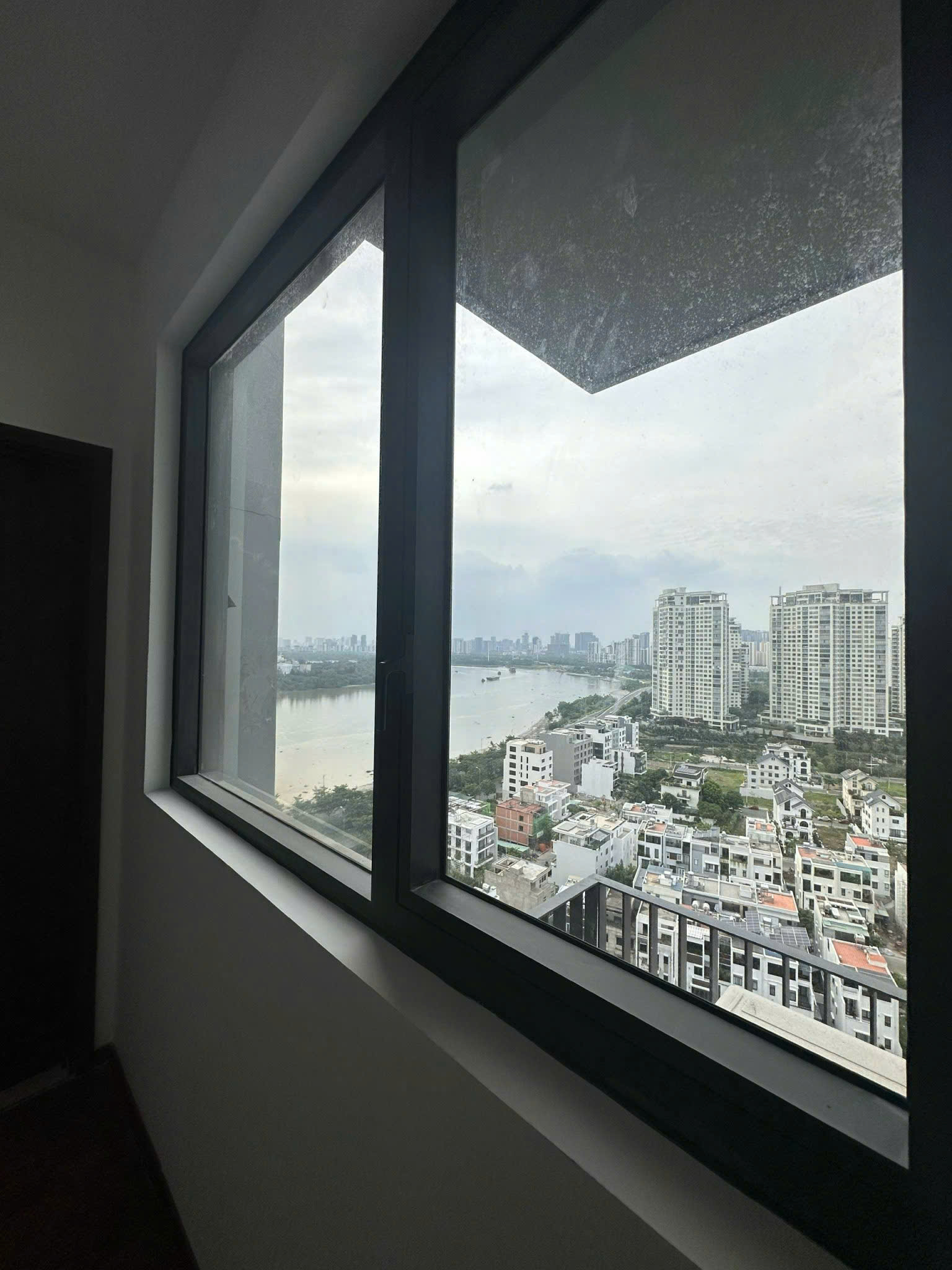 BÁN CĂN HỘ 2 PHÒNG NGỦ ONE VERANDAH - VIEW SÔNG CỰC ĐẸP_thumbnail_7