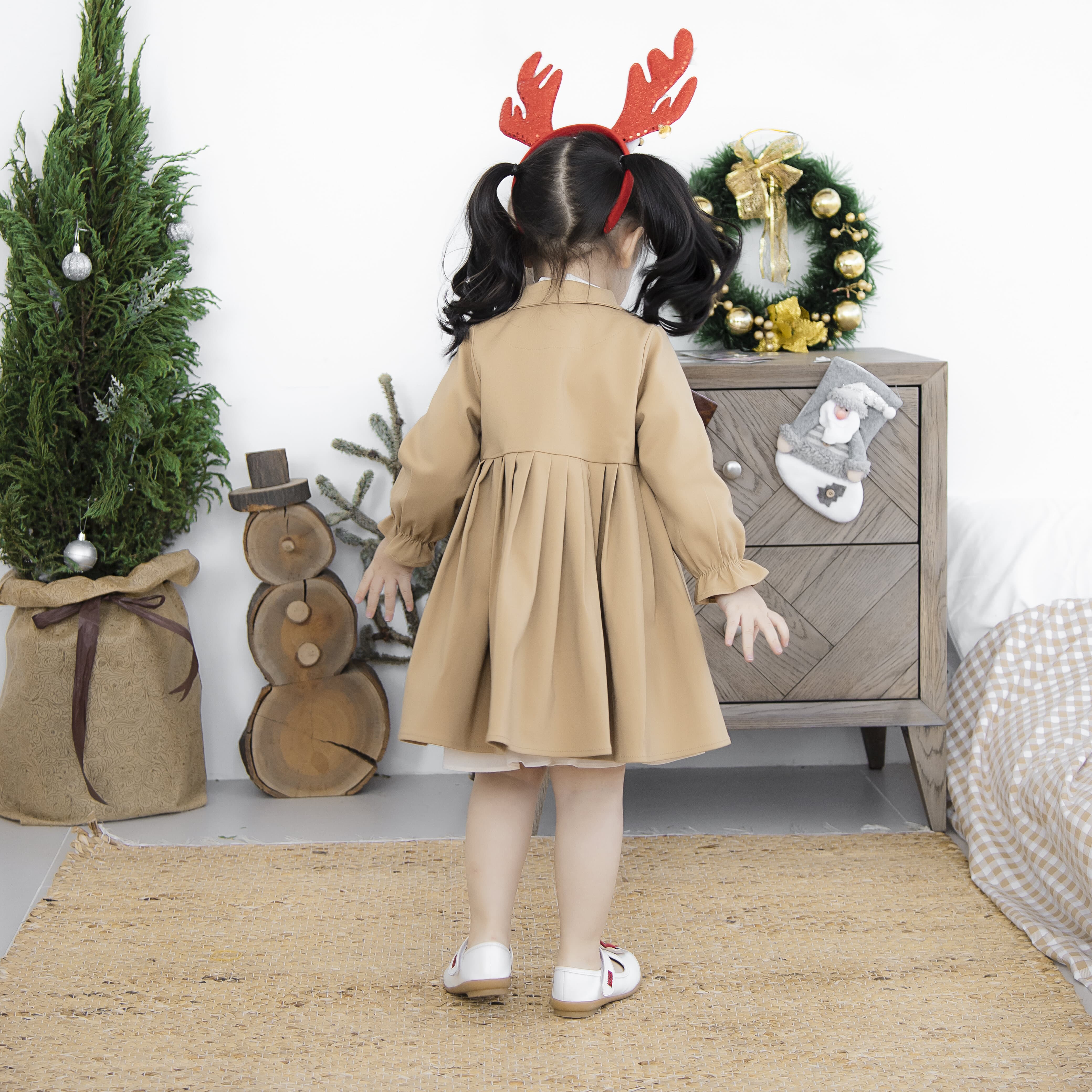 Áo khoác váy cổ ve_thumbnail_1