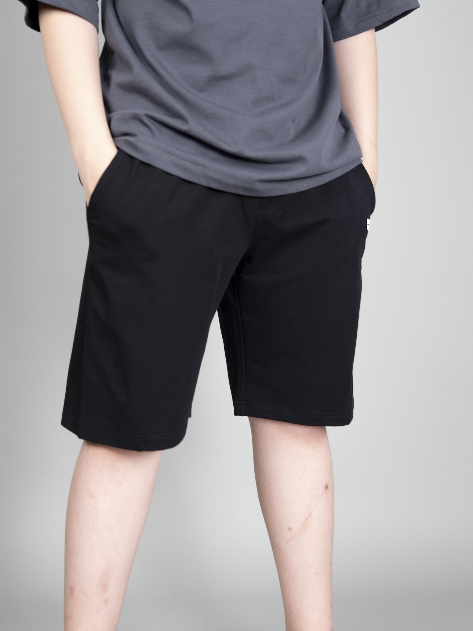 Quần short da cá đen Adventure_thumbnail_3