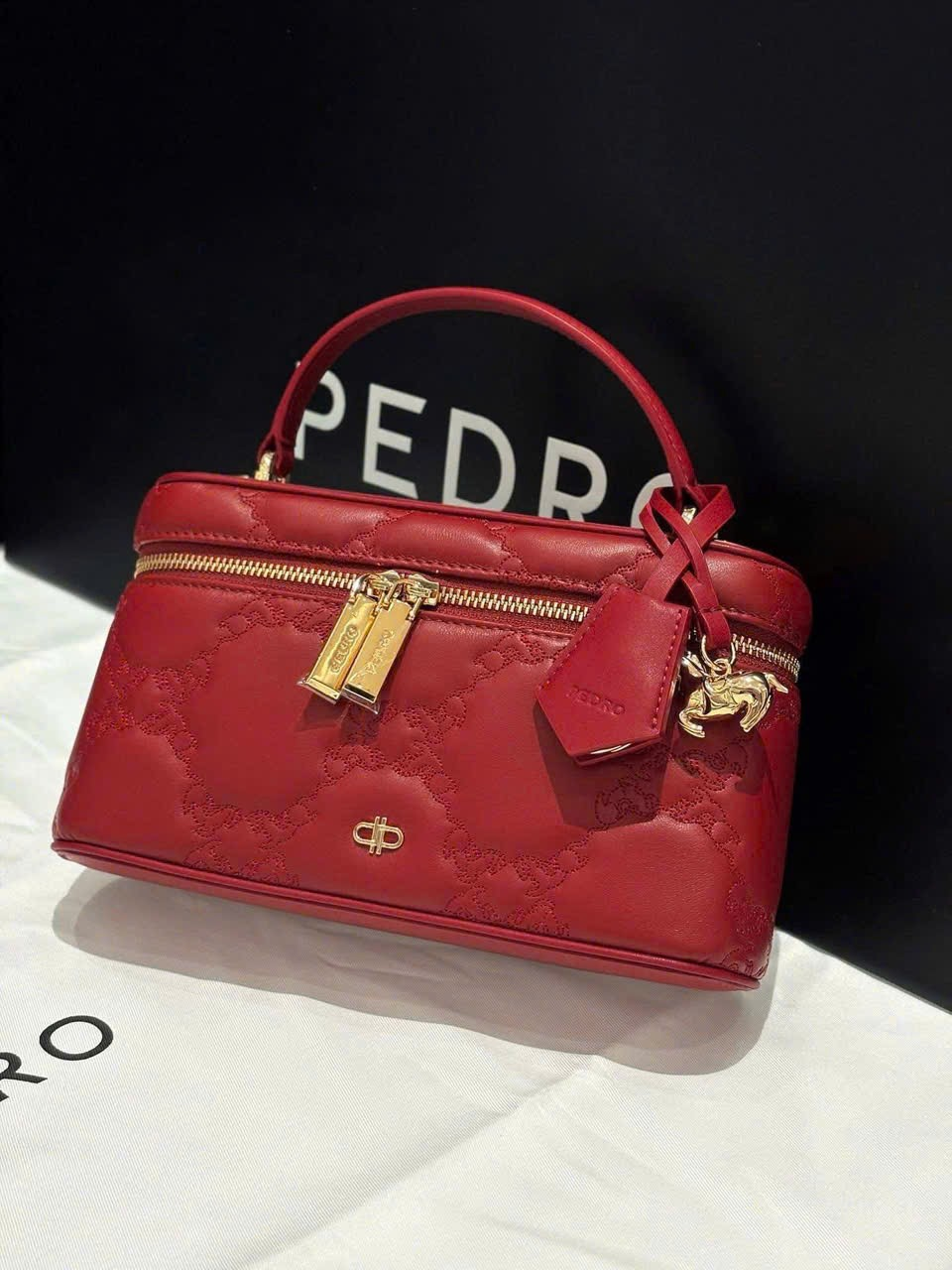 T140 TÚI XÁCH ĐỎ